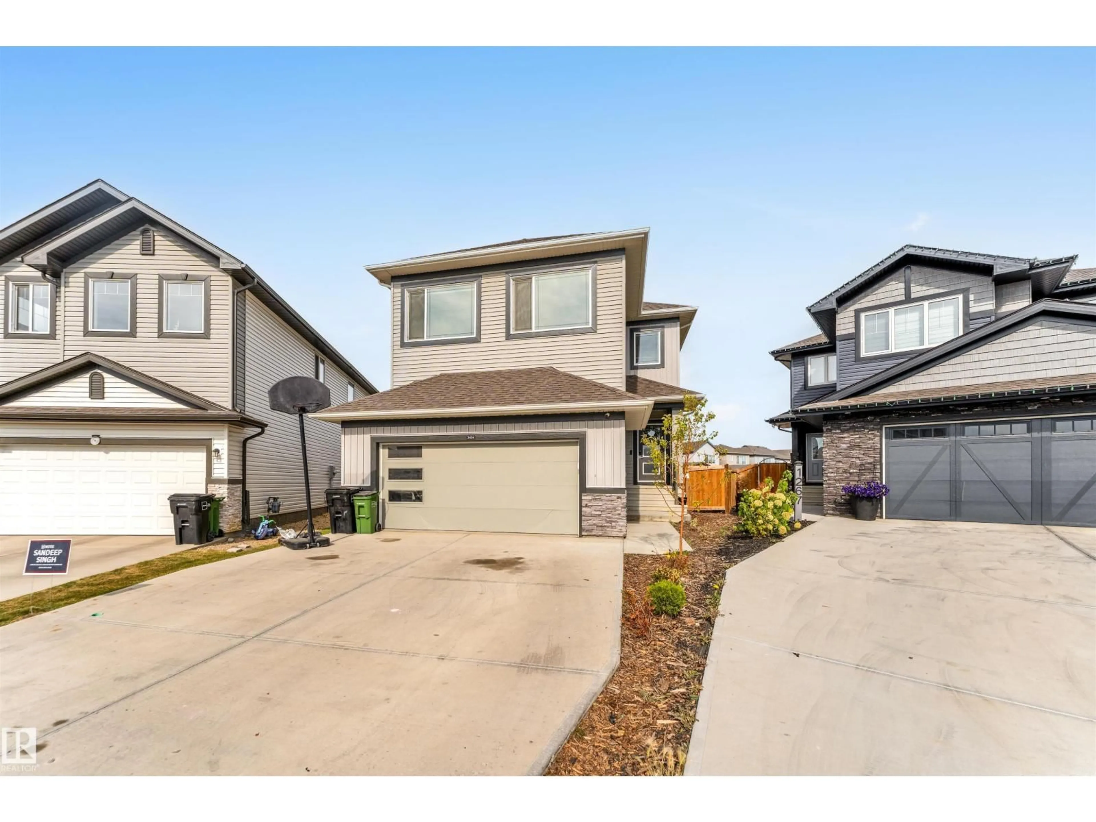 Unknown for 2404 13 AV, Edmonton Alberta T6T0V1