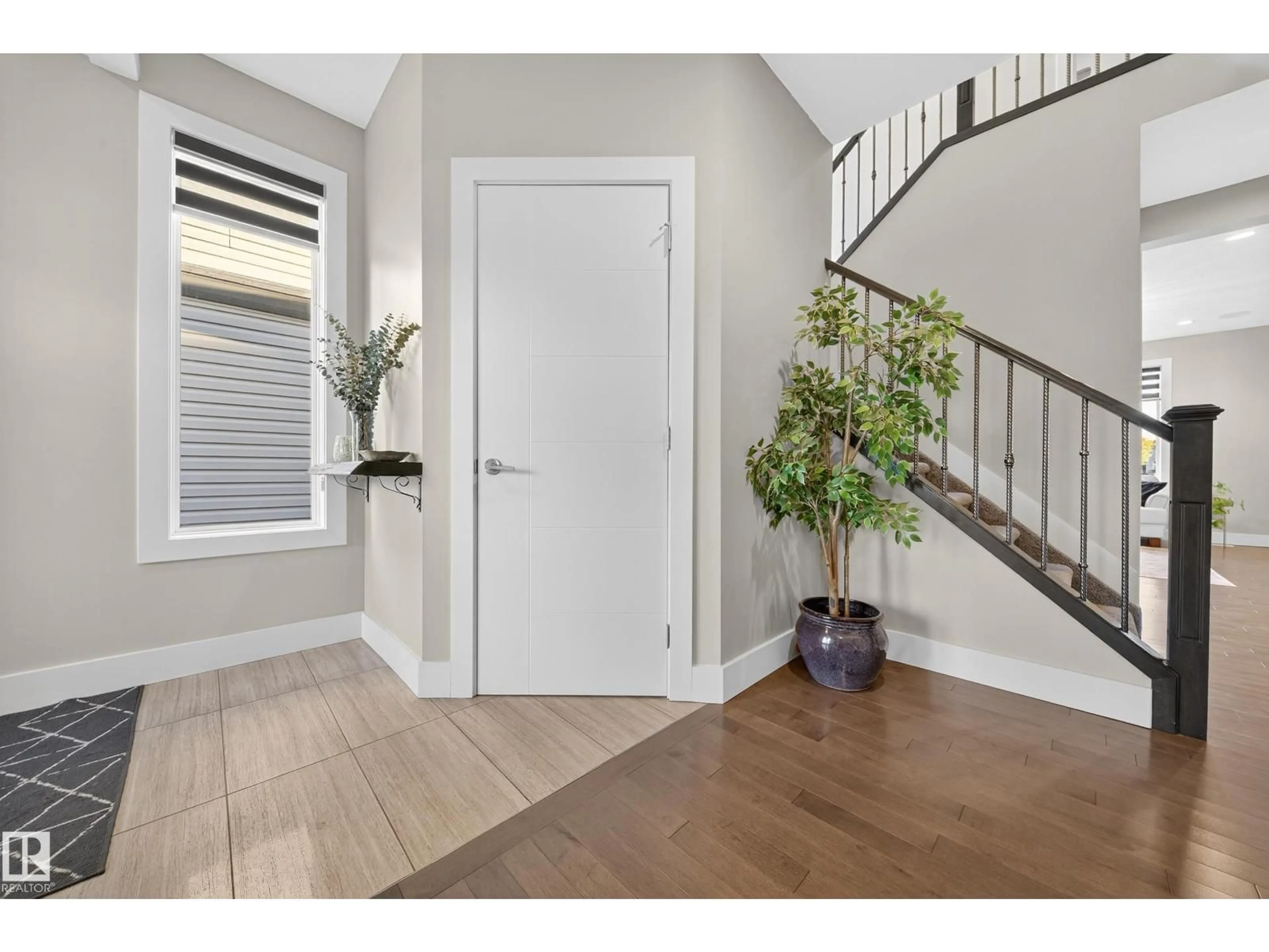 Indoor entryway for 5553 POIRIER WY, Beaumont Alberta T4X2B3