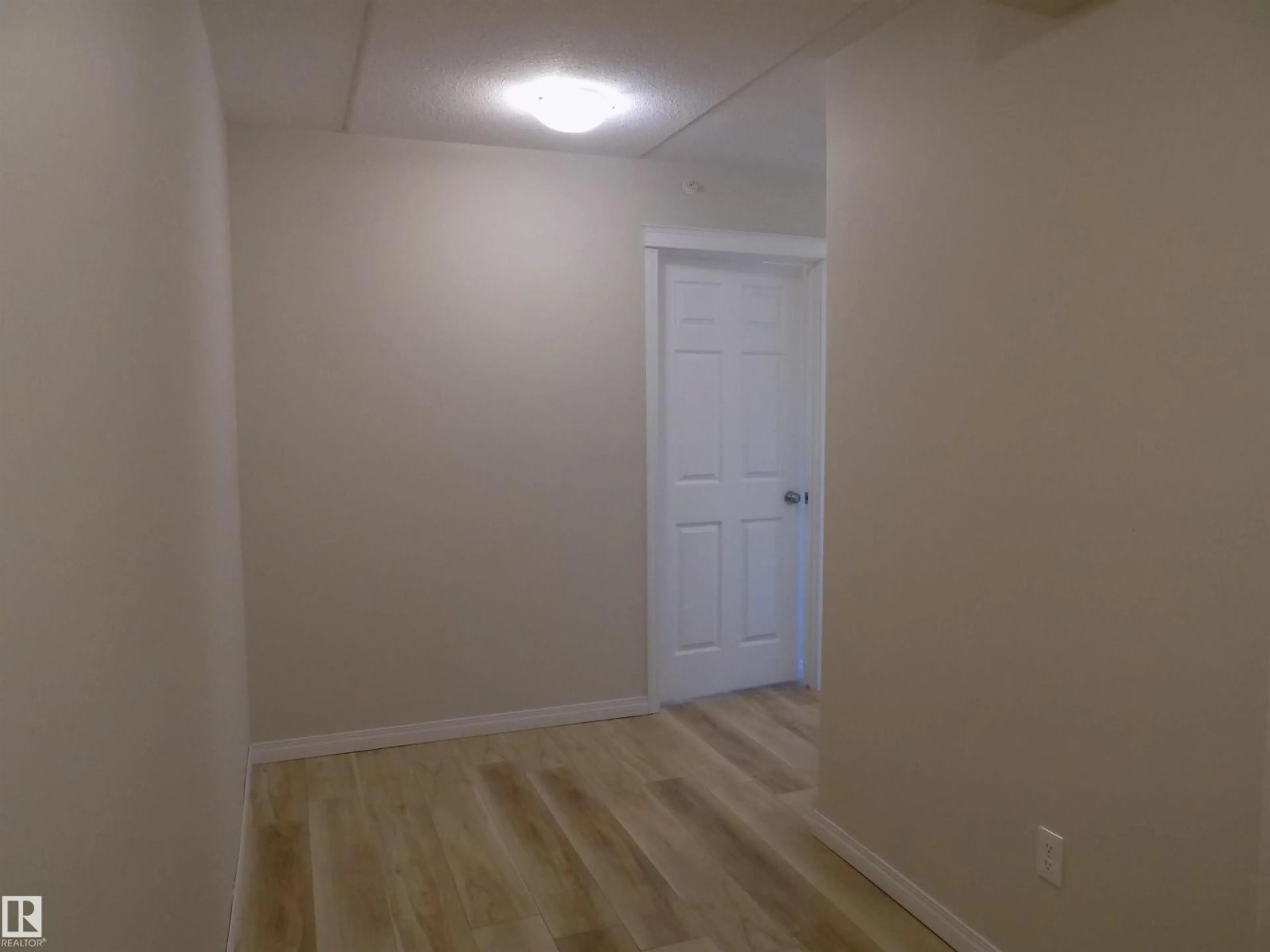 A pic of a room for 304 - 4707 51 AVENUE, Wetaskiwin Alberta T9A0T6