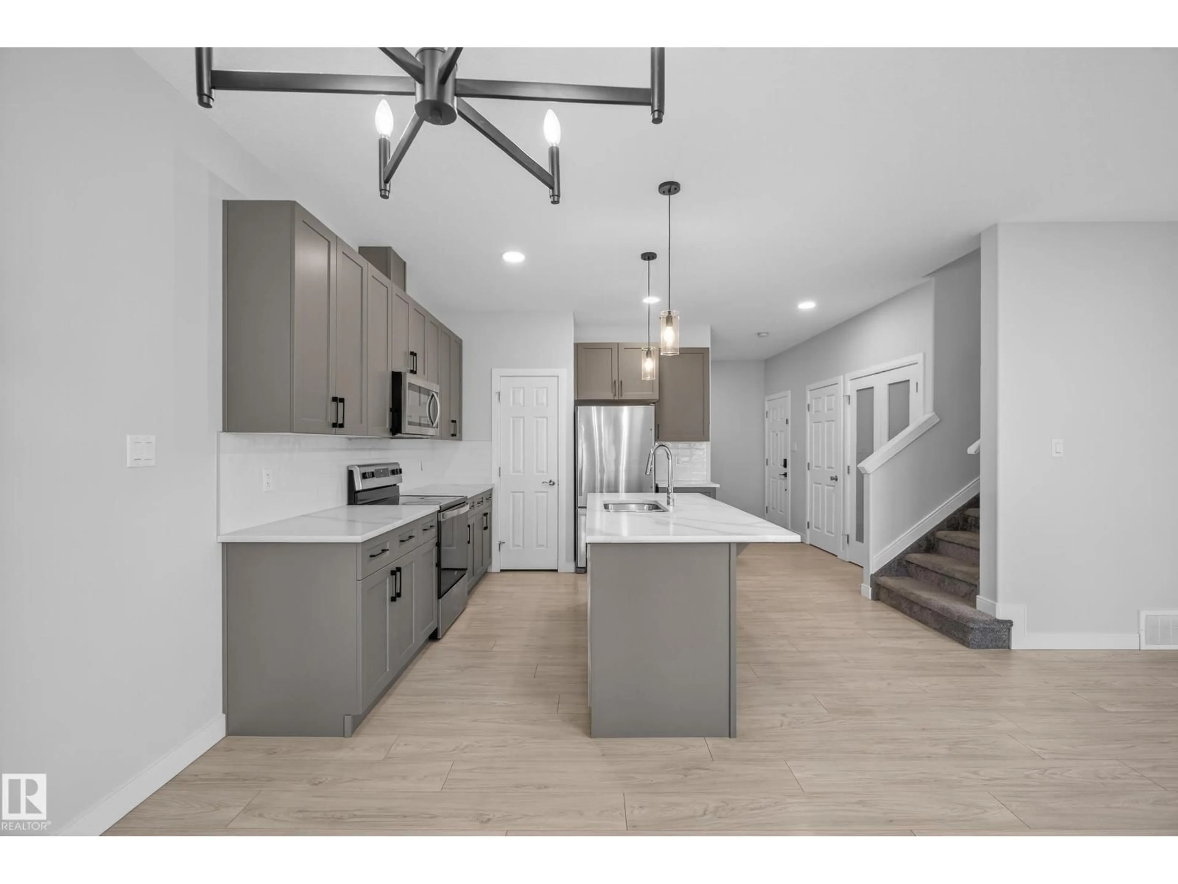 Open concept kitchen, unknown for 84 MEADOWLAND CR, Spruce Grove Alberta T7X0A6