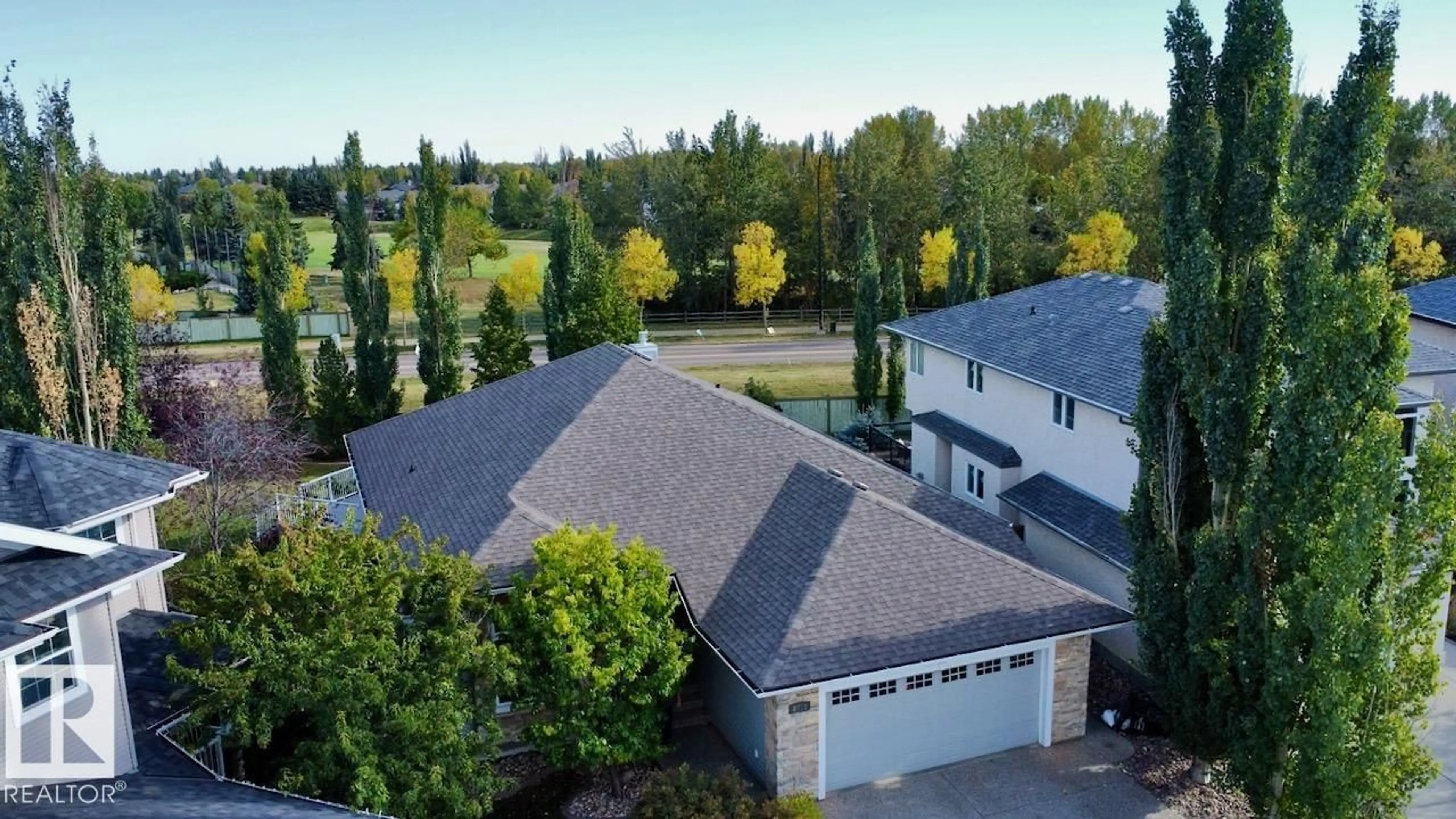 A pic from outside/outdoor area/front of a property/back of a property/a pic from drone, unknown for 8711 208 ST, Edmonton Alberta T5T6Y2