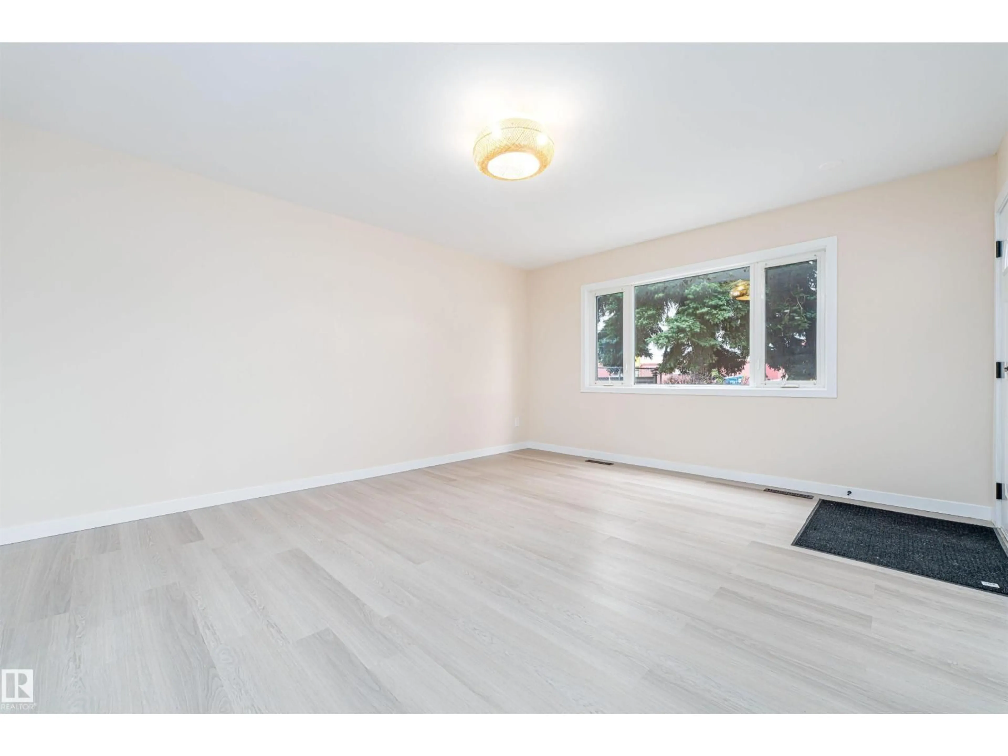 A pic of a room for NW - 12906 128 ST, Edmonton Alberta T5L1E5