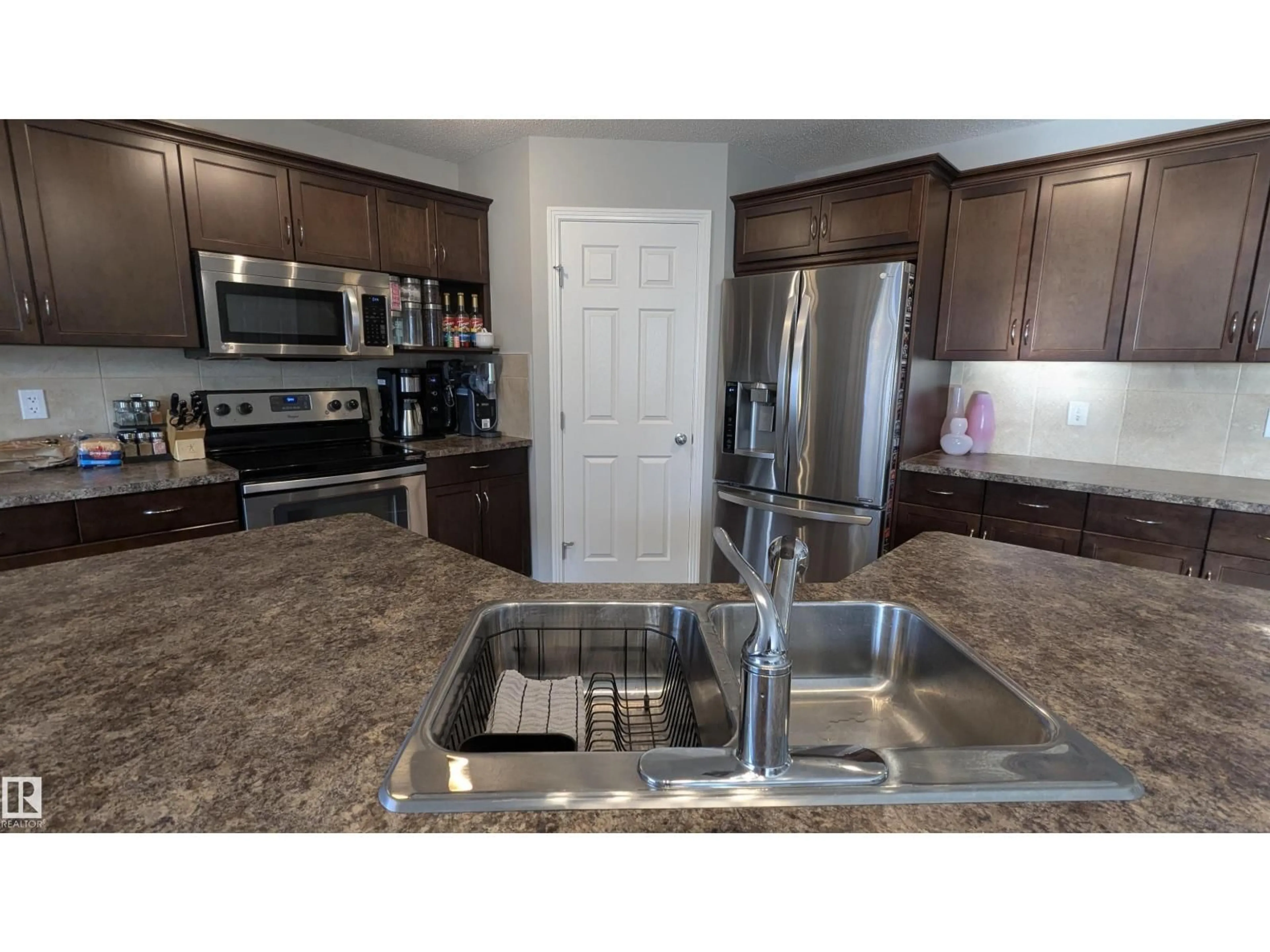 Unknown for 16436 136 ST, Edmonton Alberta T6V0G8