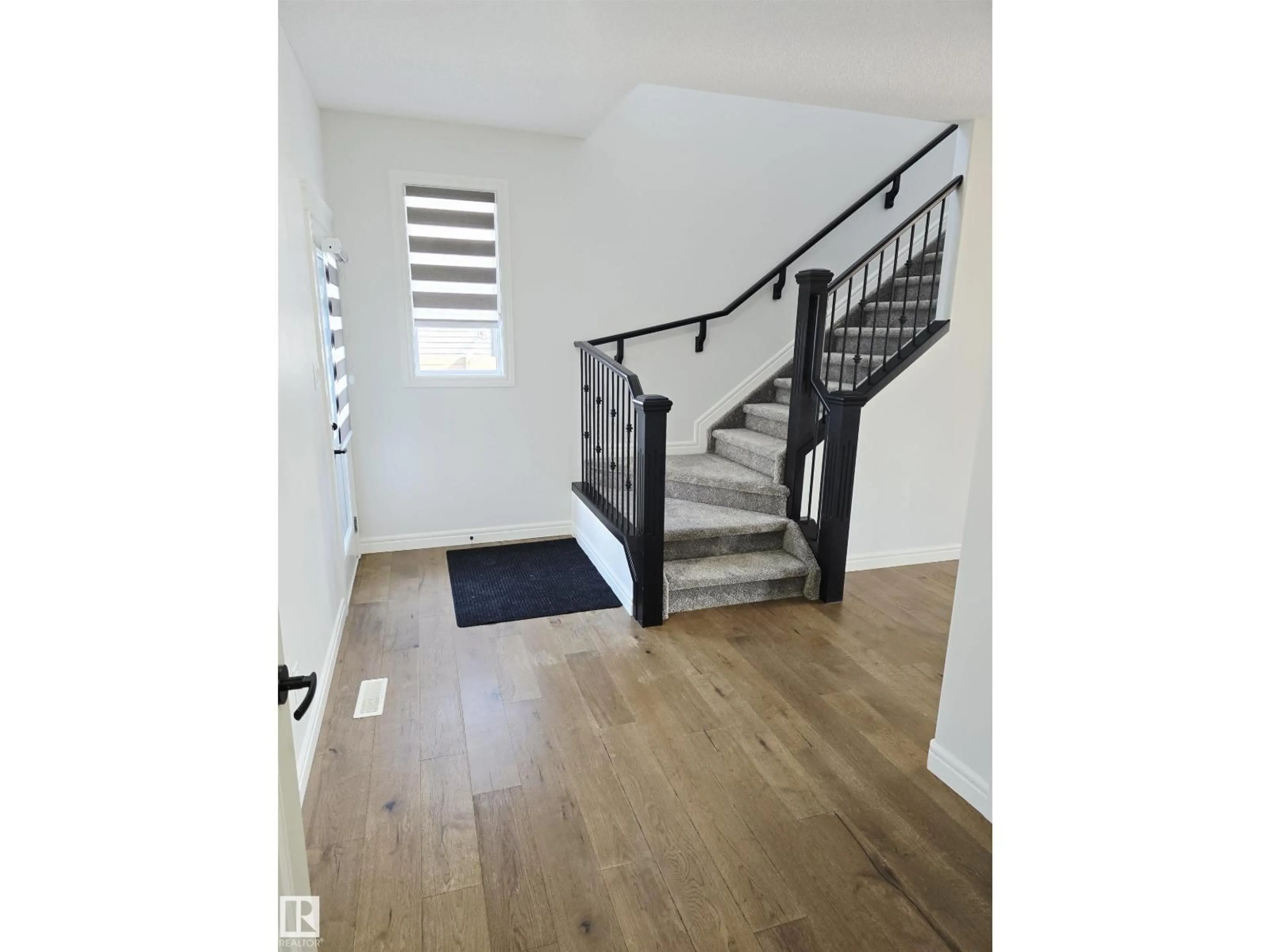 Stairs for N SW - 449 CONROY CR, Edmonton Alberta T6W5A9