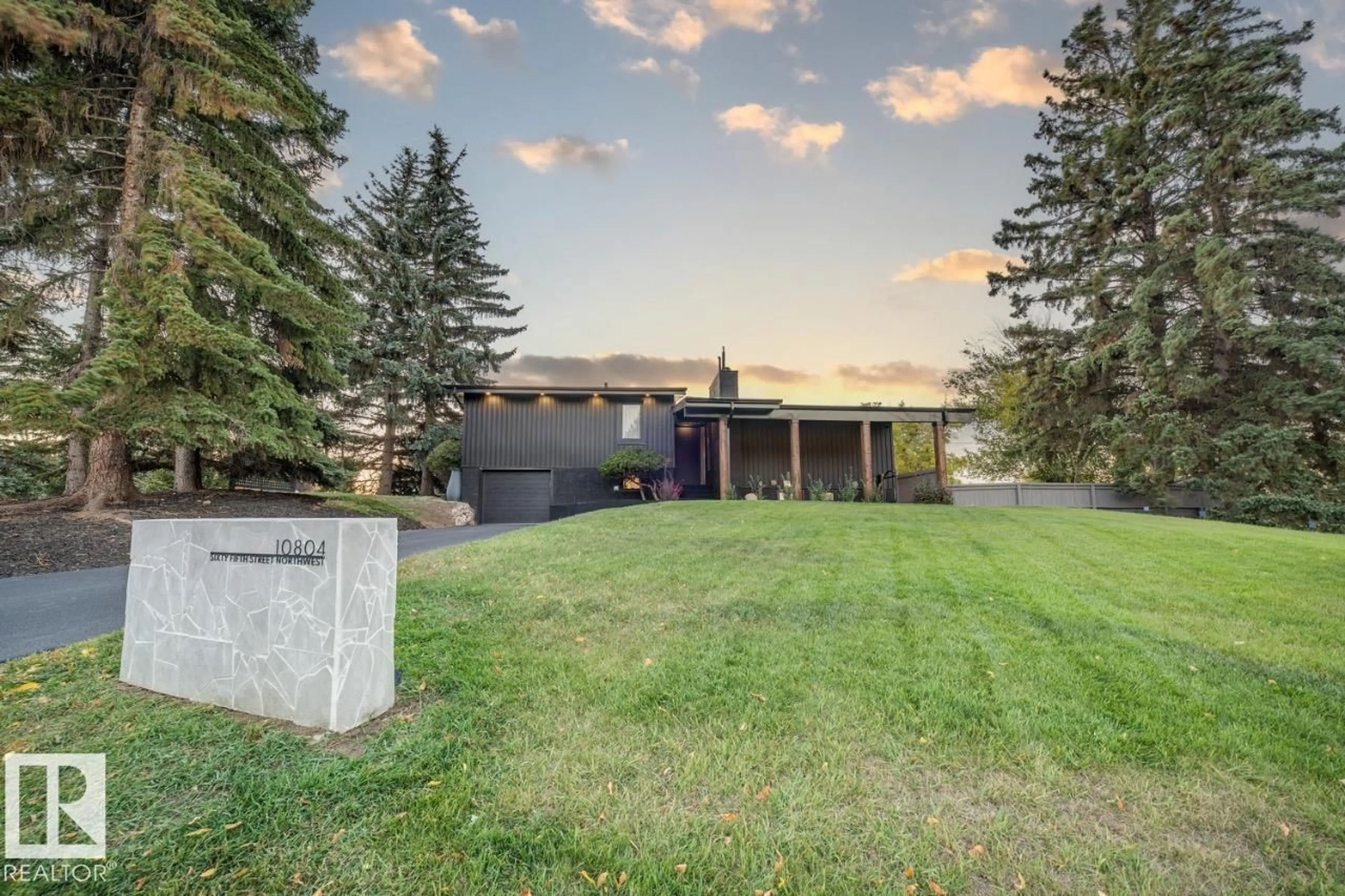 A pic from outside/outdoor area/front of a property/back of a property/a pic from drone, unknown for NW - 10804 65 ST, Edmonton Alberta T6A2P5