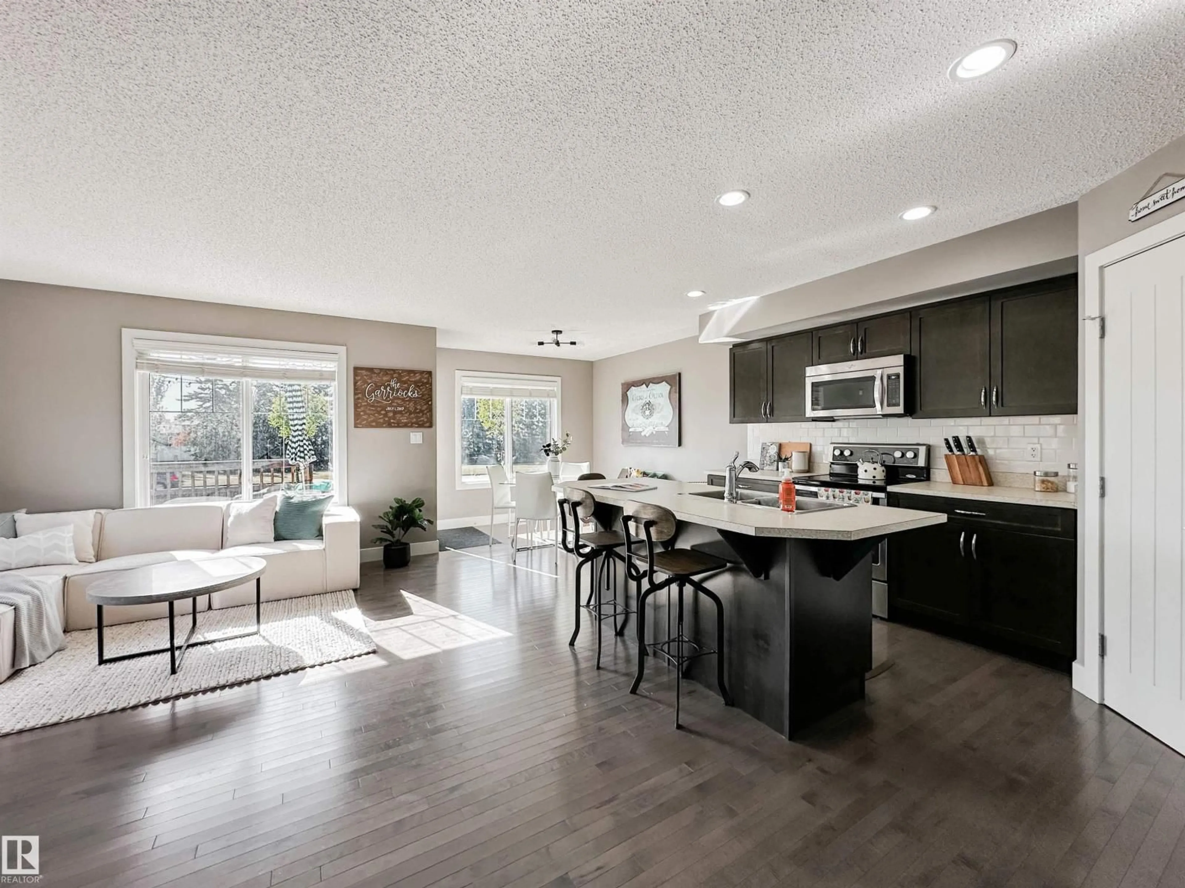 Open concept kitchen, unknown for 12009 167A AV, Edmonton Alberta T5X0G5