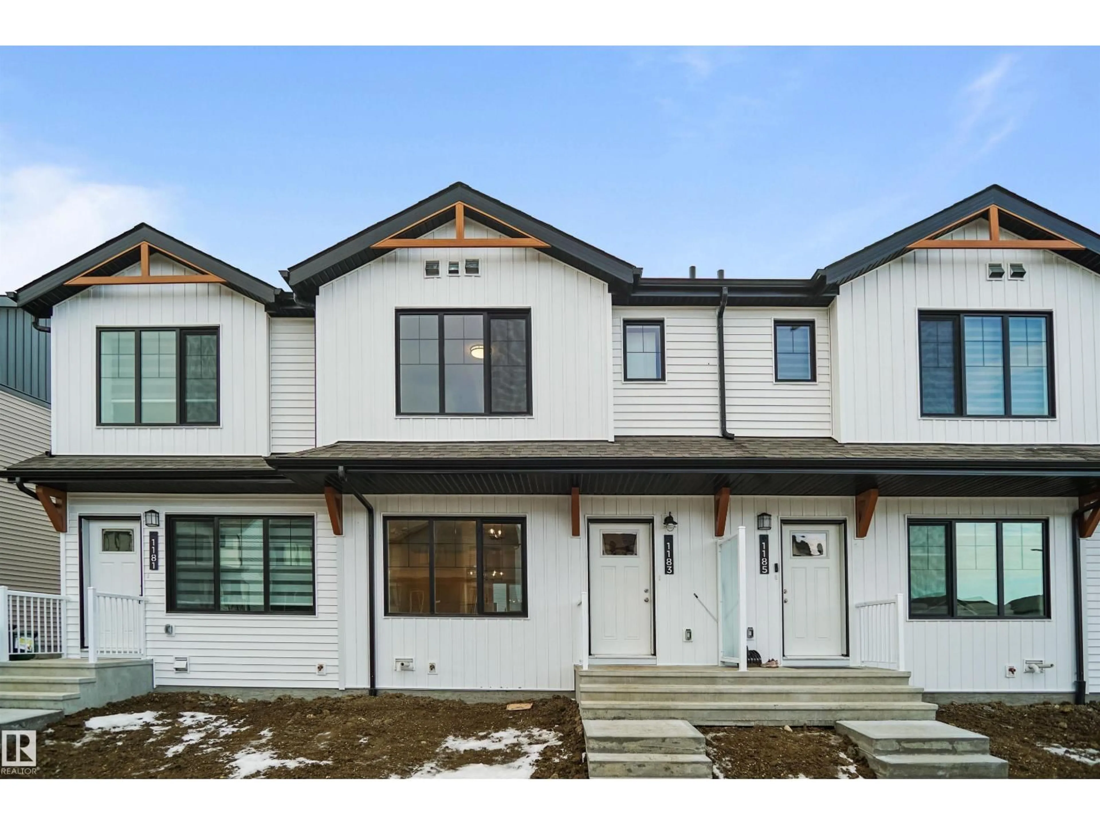 Home with vinyl exterior material, street for 463 ASTER DR, Edmonton Alberta T6T2N8