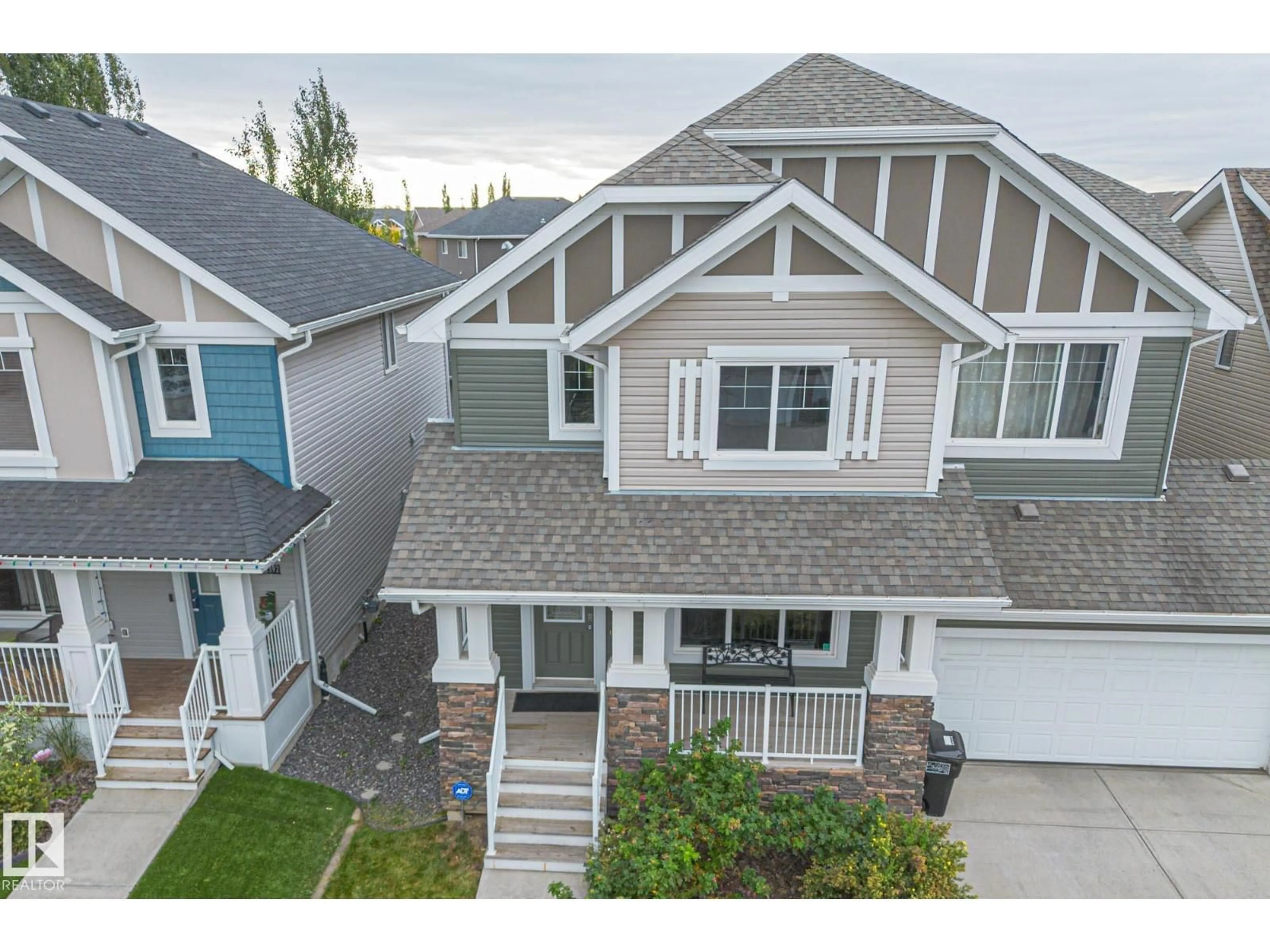 A pic from outside/outdoor area/front of a property/back of a property/a pic from drone, mountain view for 2390 SPARROW CR, Edmonton Alberta T5S0G6