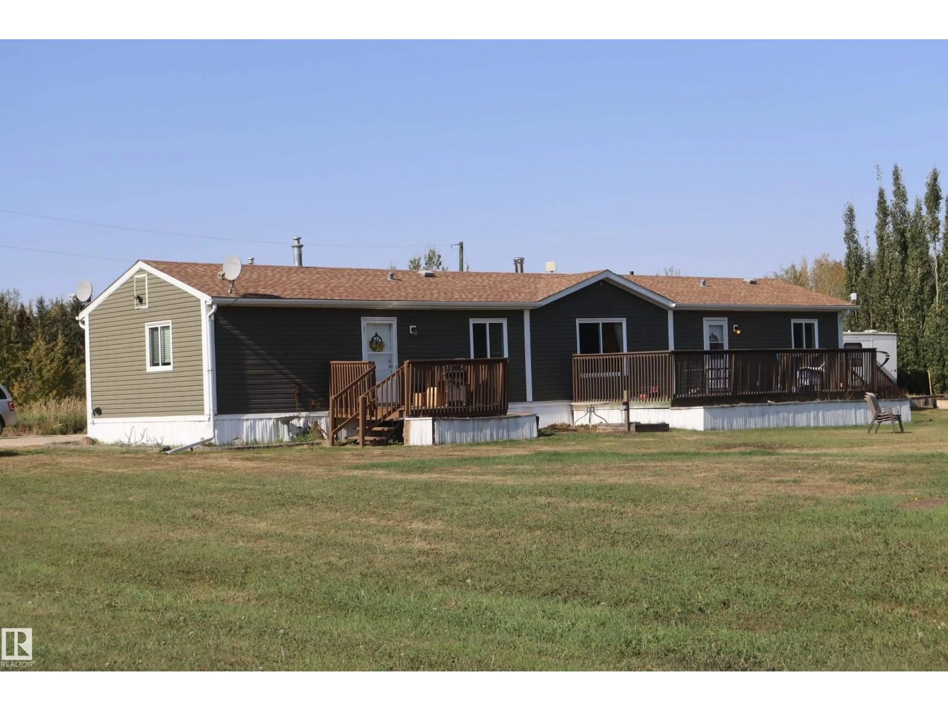 Unknown for 2 - 464032 RGE RD 244, Rural Wetaskiwin County Alberta T9A1W8