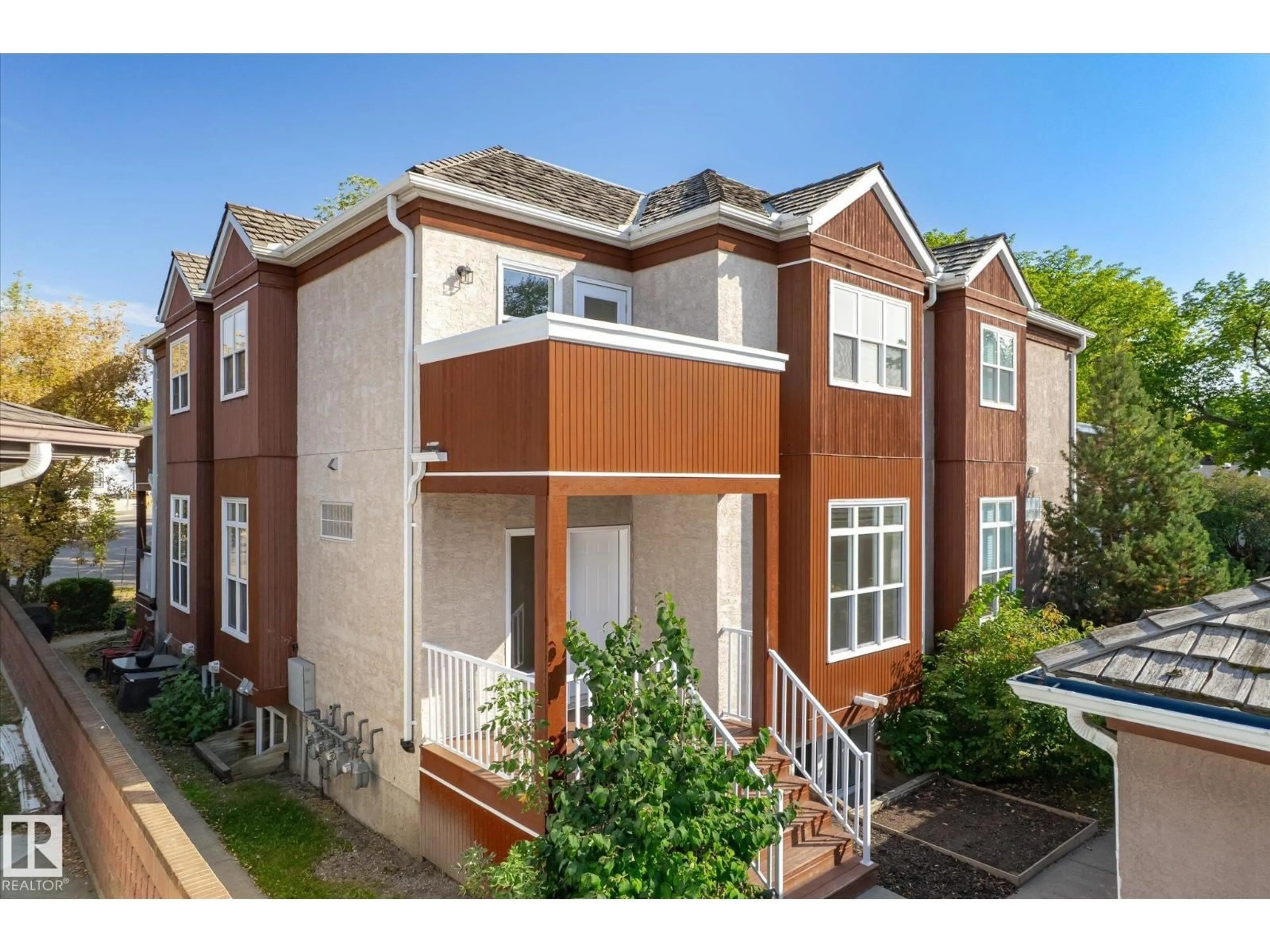 Unknown for 9306 91 ST, Edmonton Alberta T6C3N9