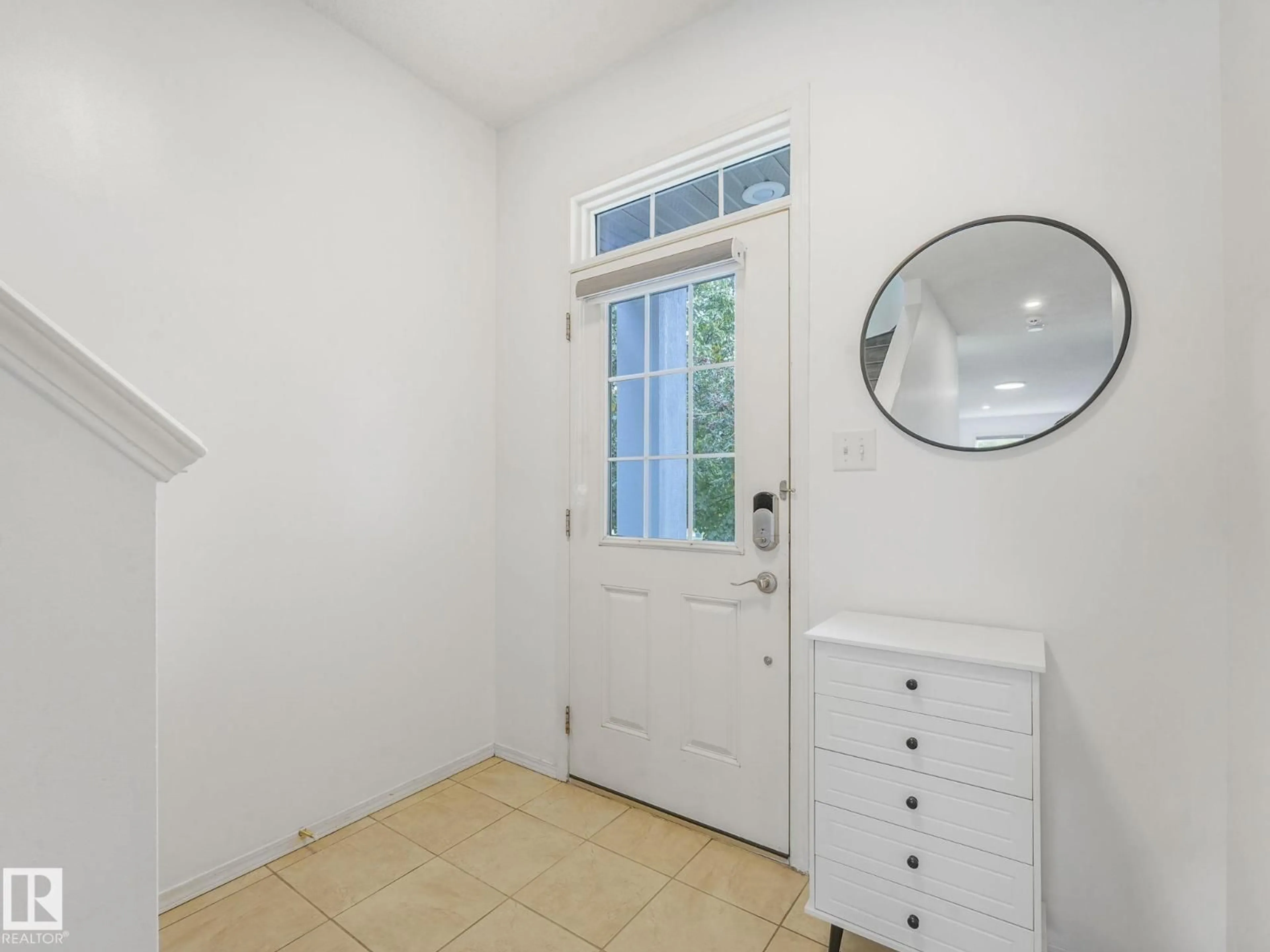 Indoor entryway for NW - 6030 214 ST, Edmonton Alberta T6M0H8