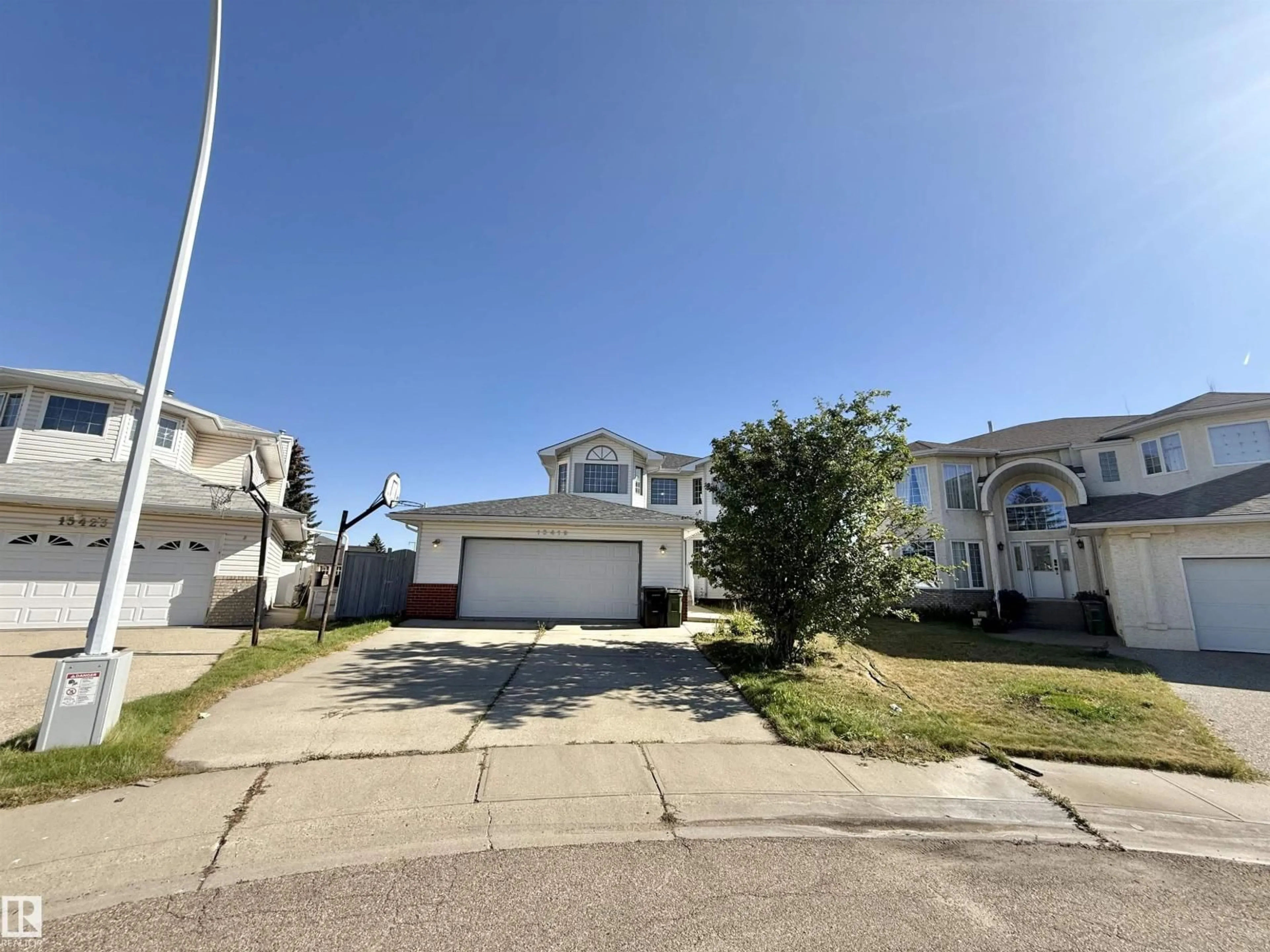 A pic from outside/outdoor area/front of a property/back of a property/a pic from drone, street for NW - 15419 132 ST, Edmonton Alberta T6V1B9