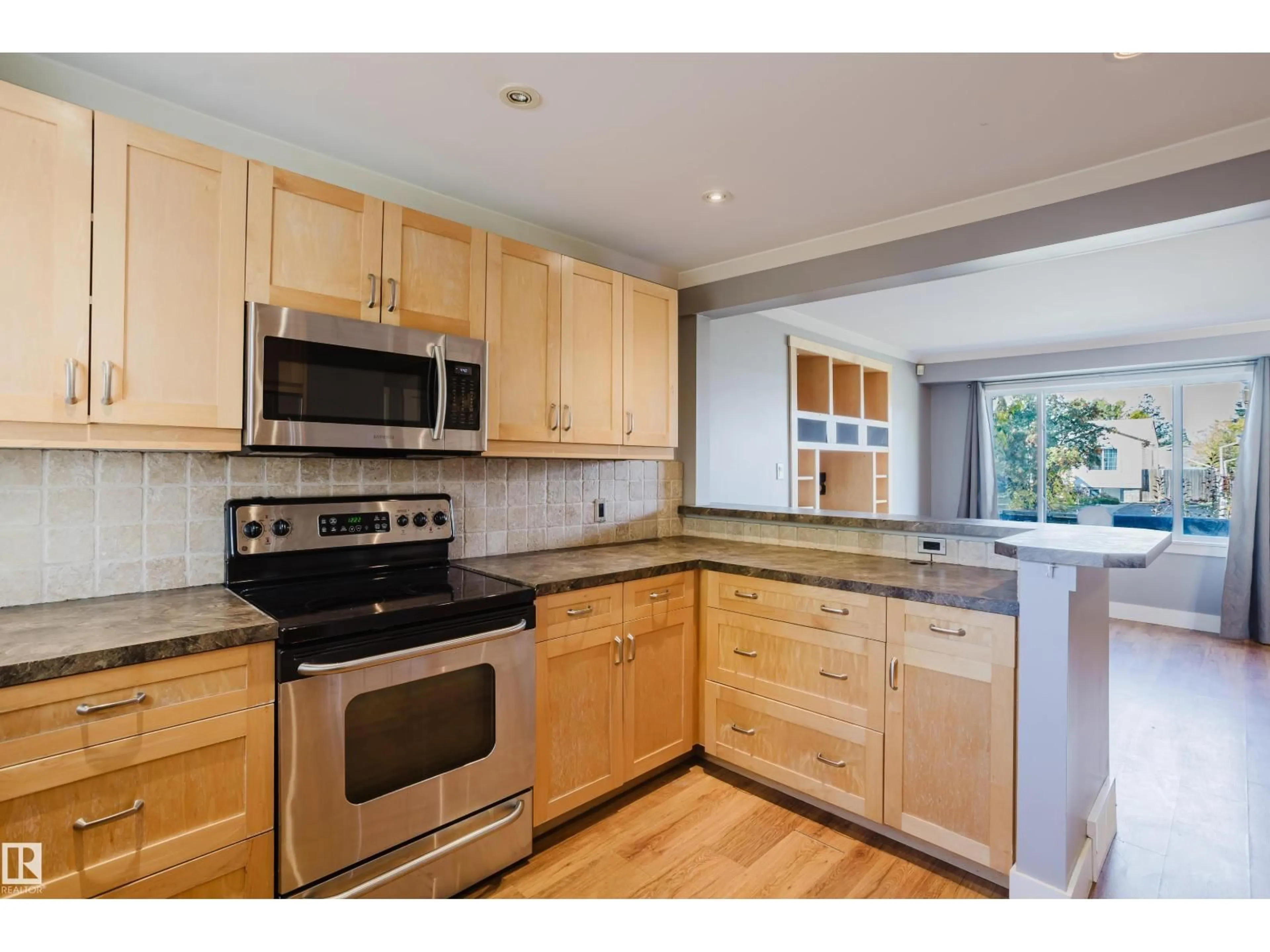 Unknown for NW - 9727 161 ST, Edmonton Alberta T5P3H3