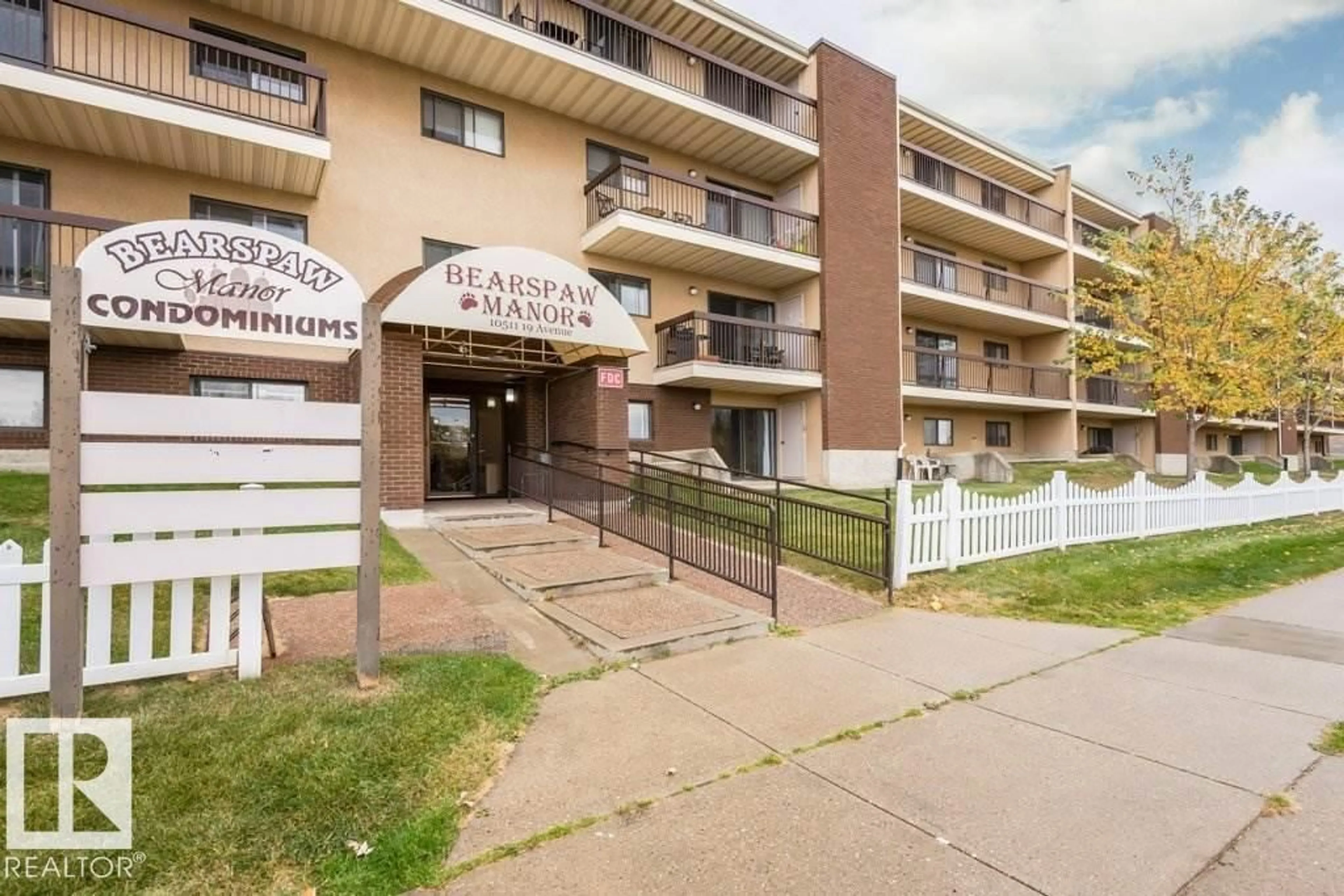 Unknown for #304 - 10511 19 AV, Edmonton Alberta T6J5S8