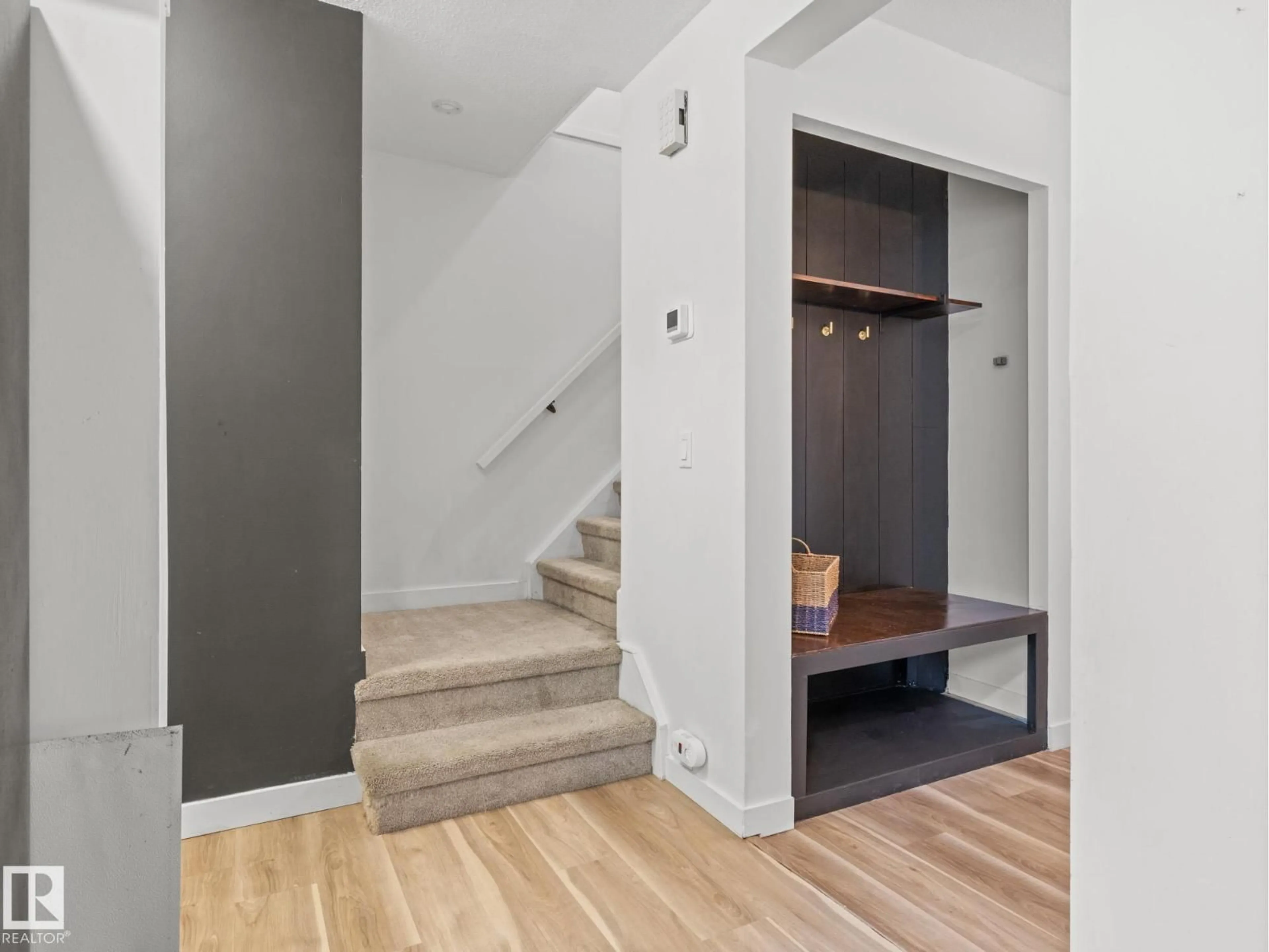 Indoor entryway for #16 - 9619 180 ST, Edmonton Alberta T5T4L9