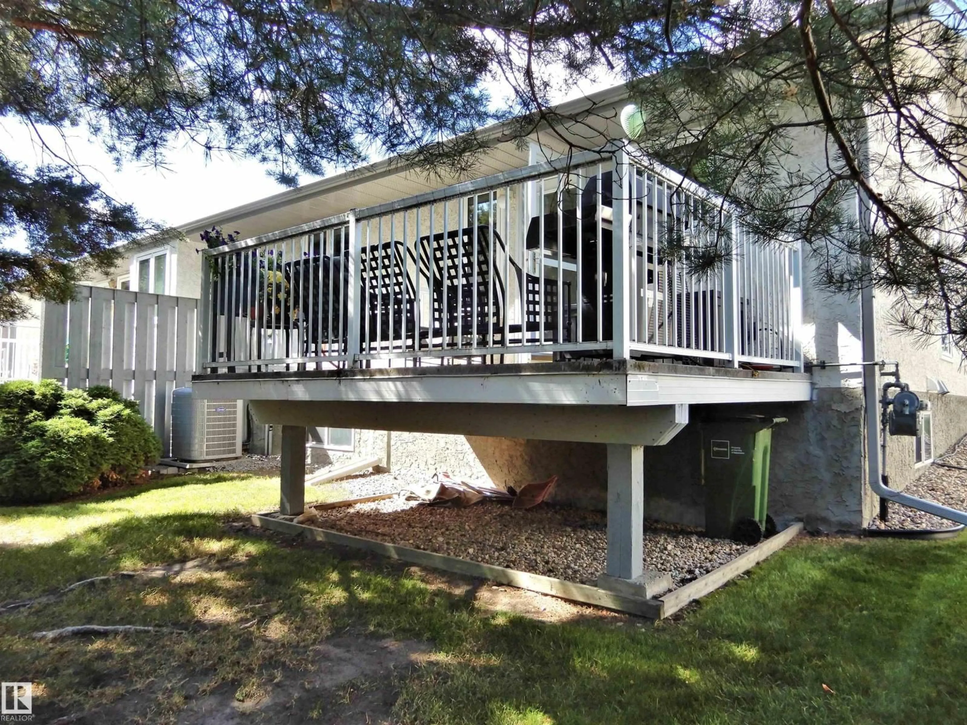 Patio, unknown for 6530 158 AV, Edmonton Alberta T5Y2S7