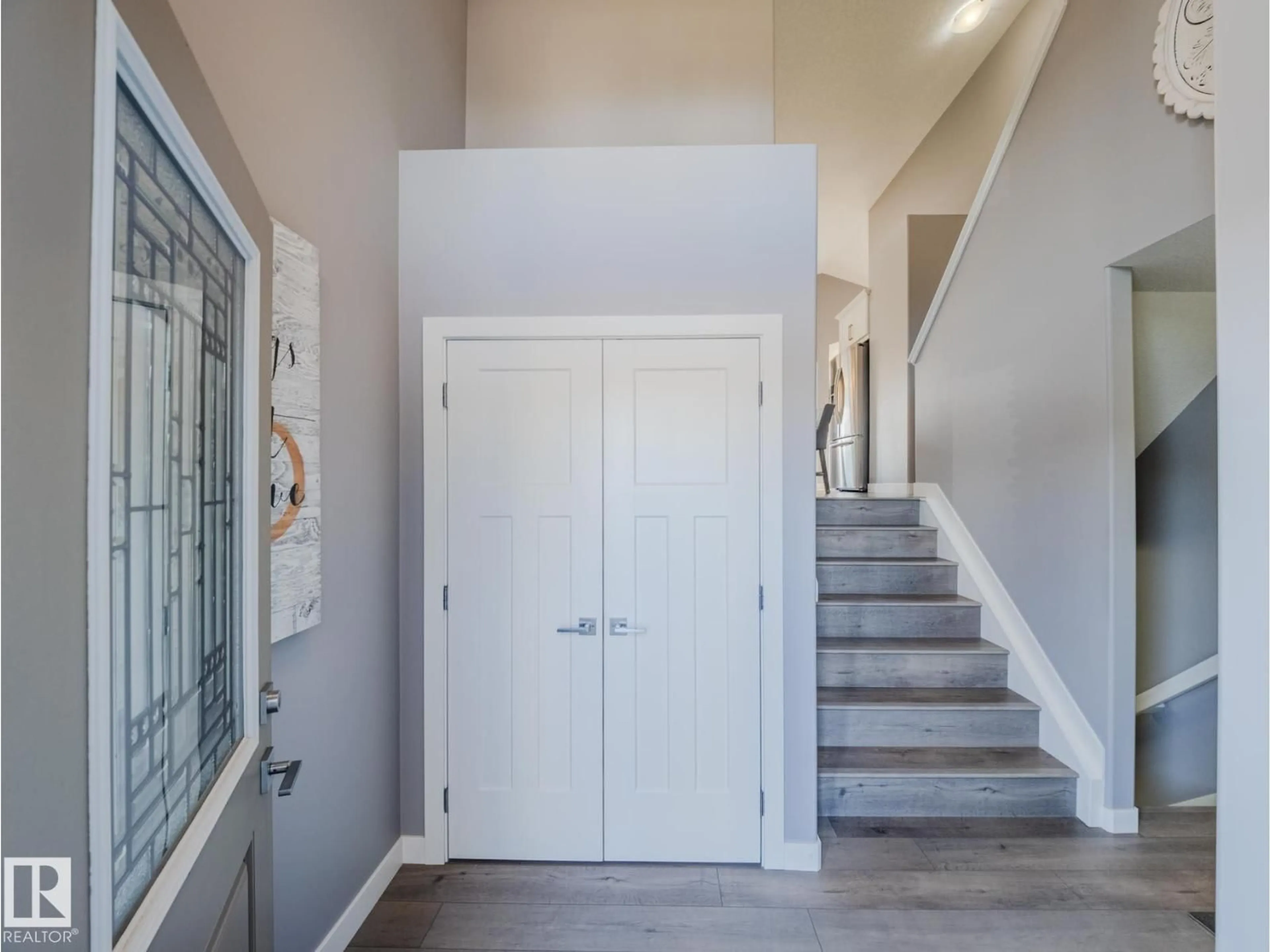 Indoor entryway for 261 WESTBROOK WD, Fort Saskatchewan Alberta T6L0L4