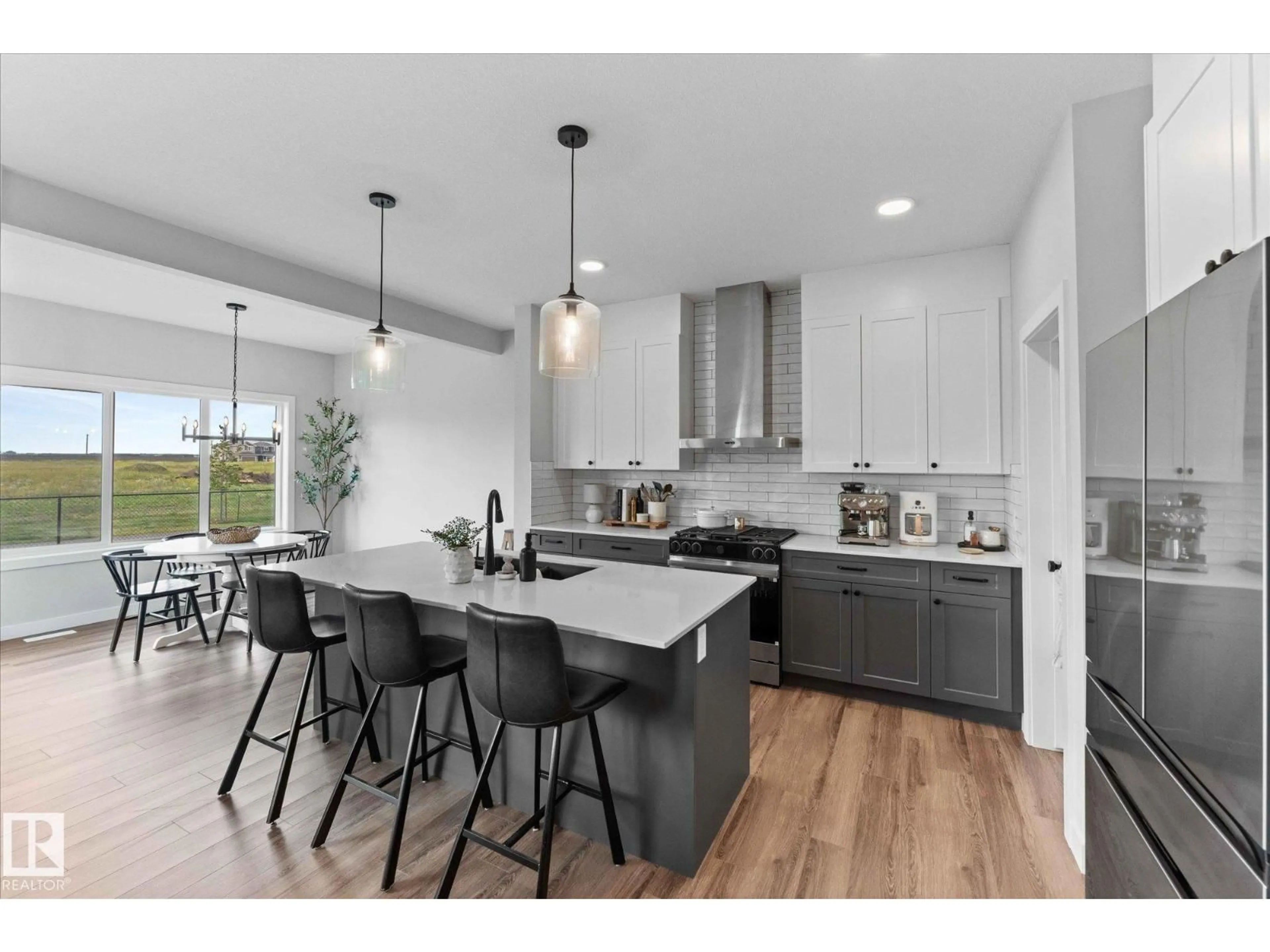 Open concept kitchen, unknown for 17 SUMAC CL, Fort Saskatchewan Alberta T8L0J2