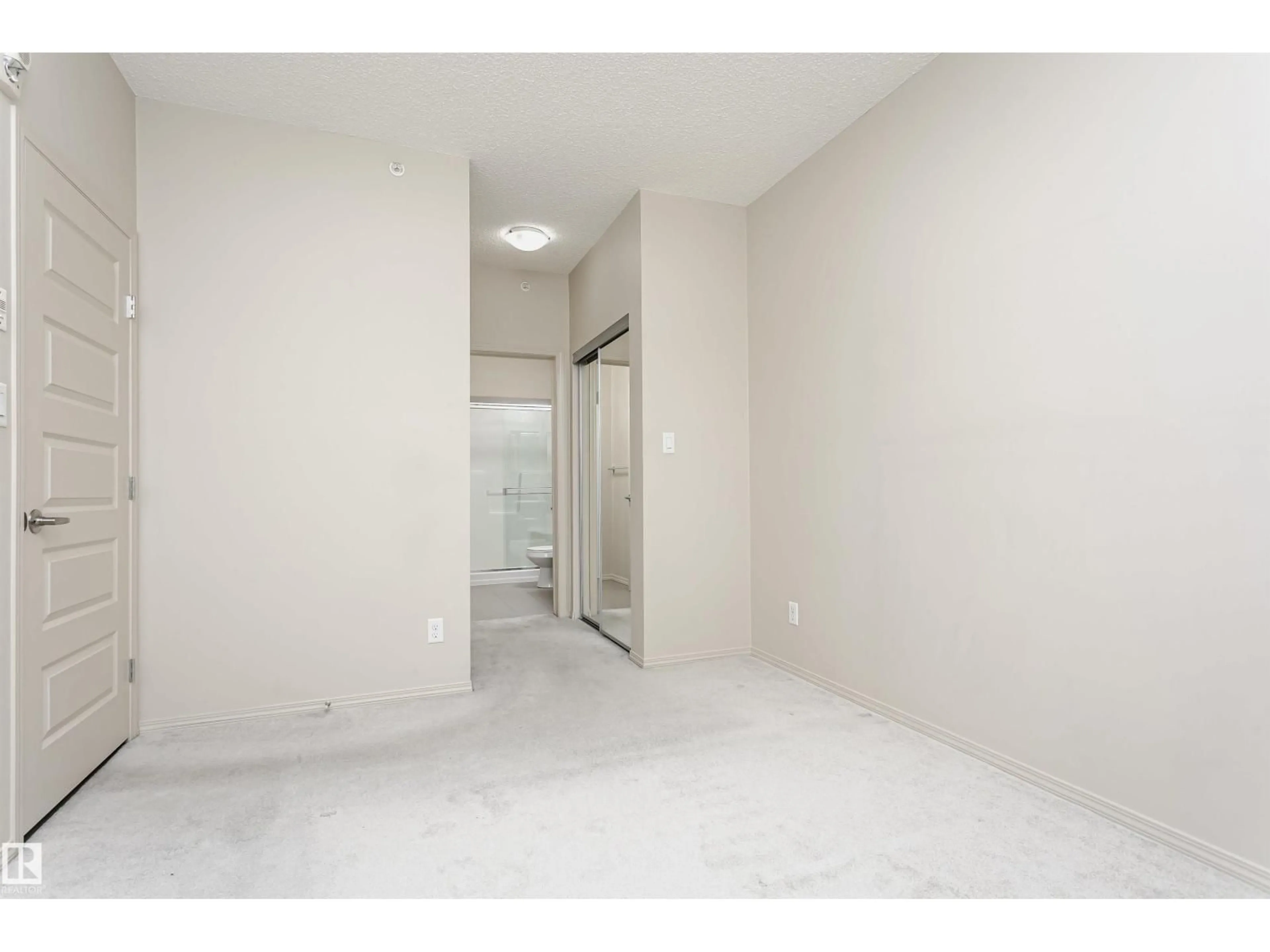 A pic of a room for 431 7825 71 ST NW, Edmonton Alberta T6B3R9