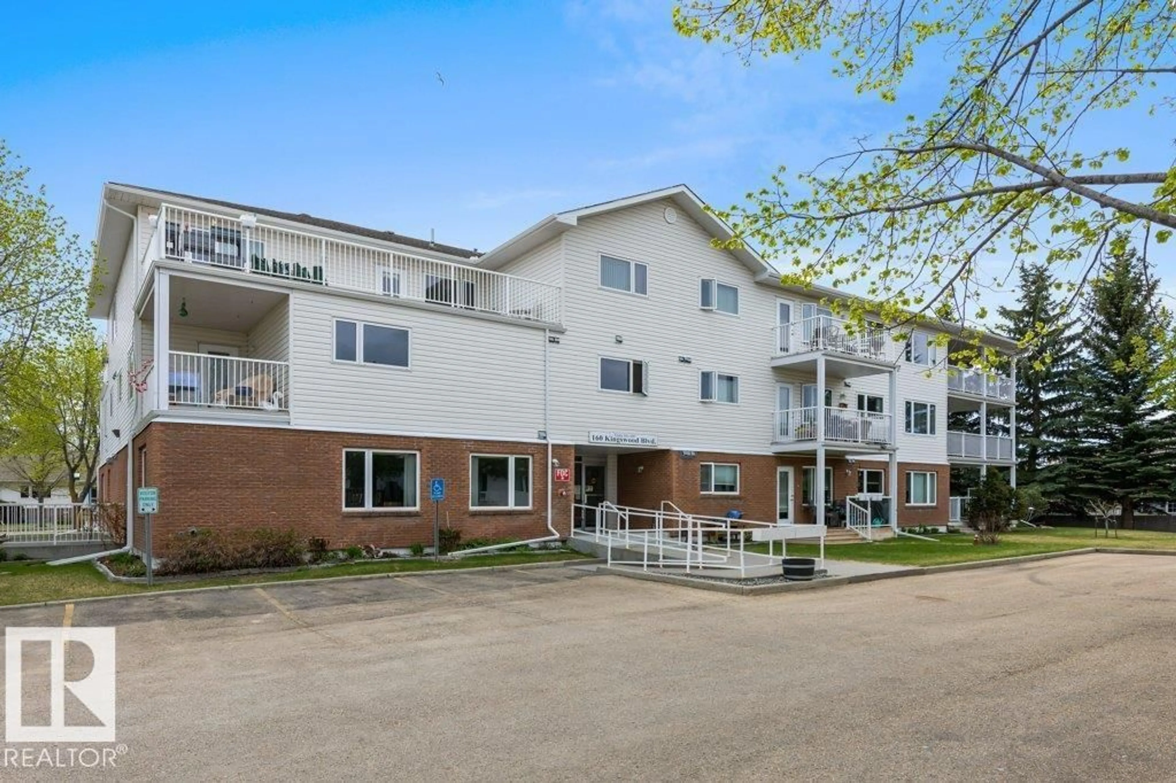 Unknown for 204 - 160 KINGSWOOD BV, St. Albert Alberta T8N6Z2