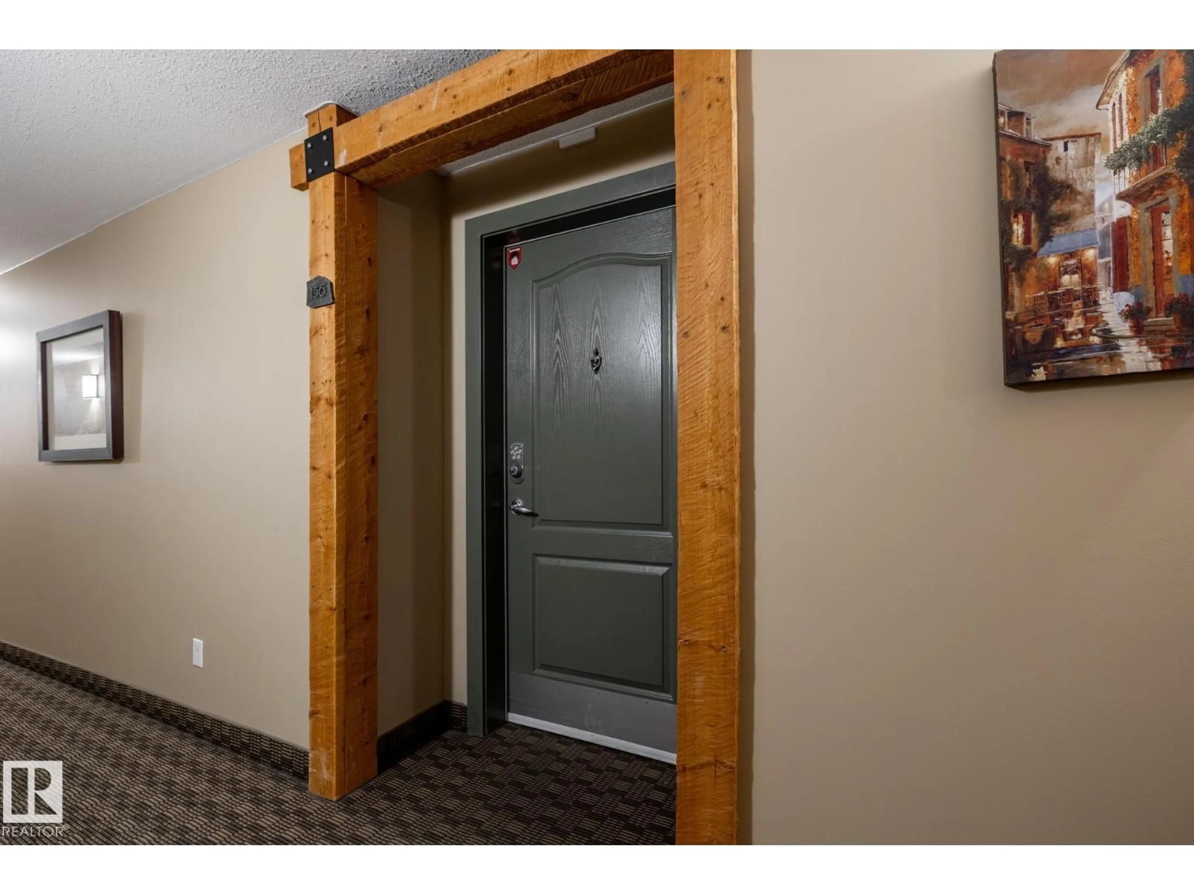 Indoor foyer for 136 278 SUDER GREENS DR, Edmonton Alberta T5T6V6