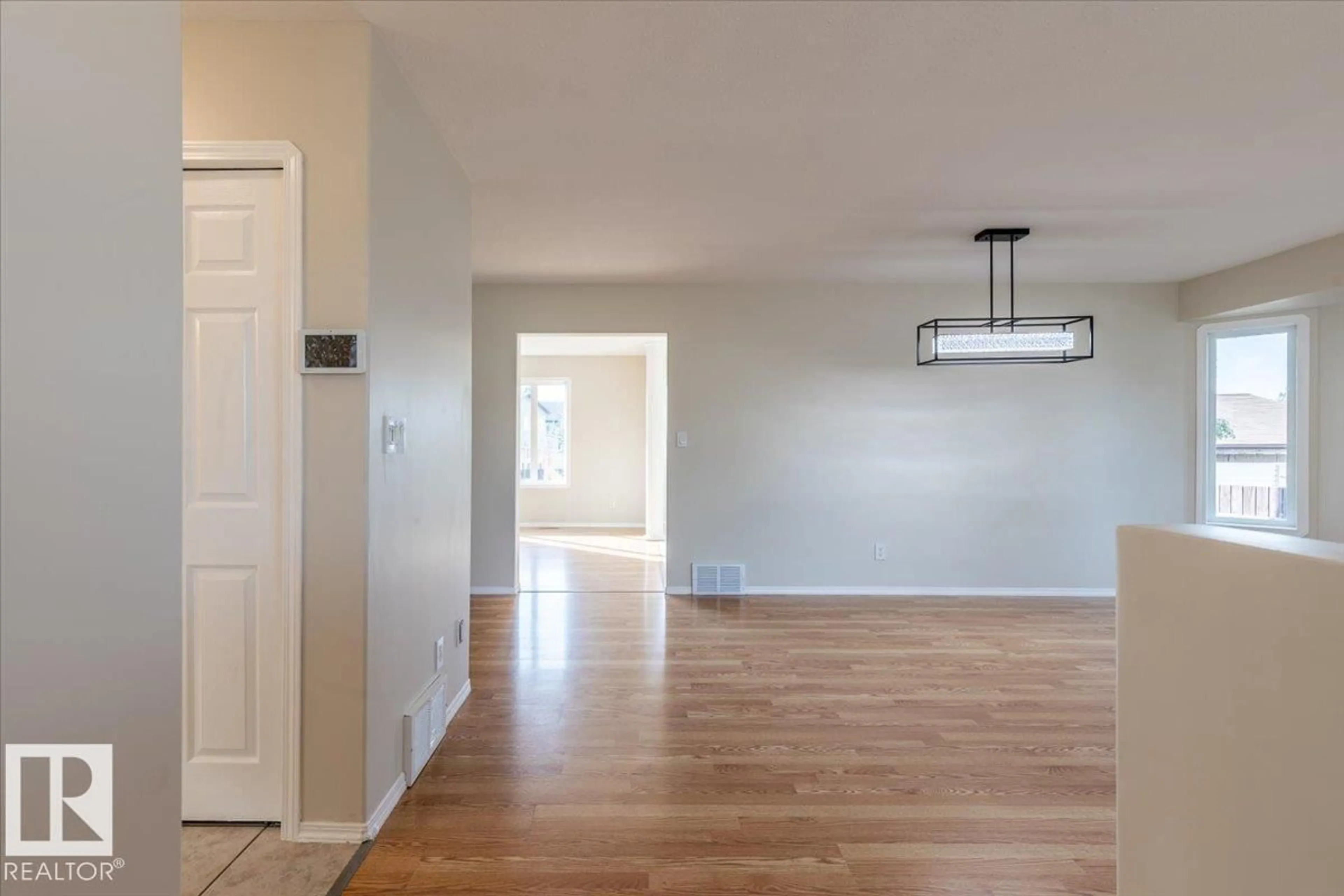 Unknown for 225 PARKVIEW DR, Wetaskiwin Alberta T9A3J8