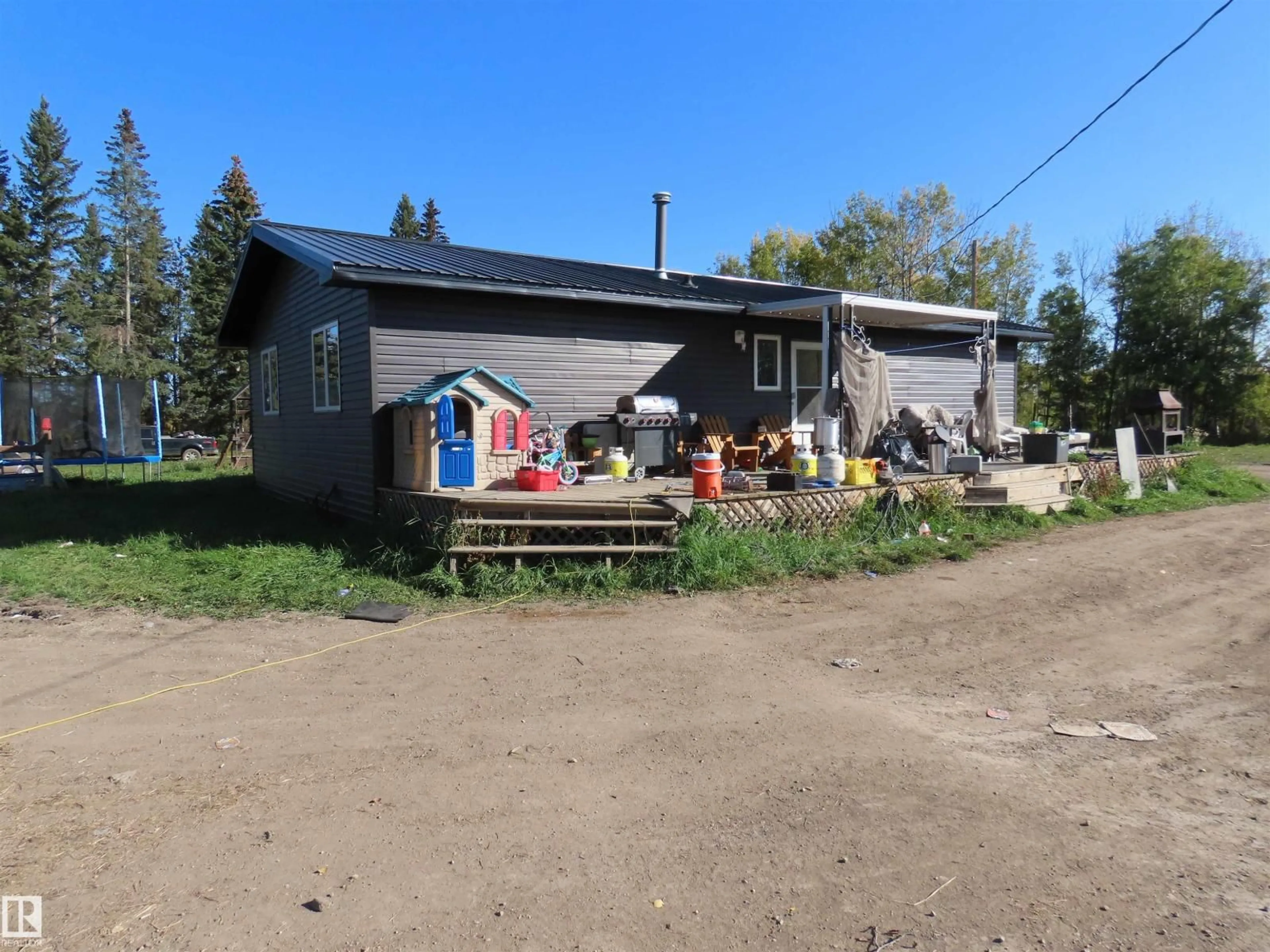 Shed for 58201 HIGHWAY 757, Rural Lac Ste. Anne County Alberta T0E2A0