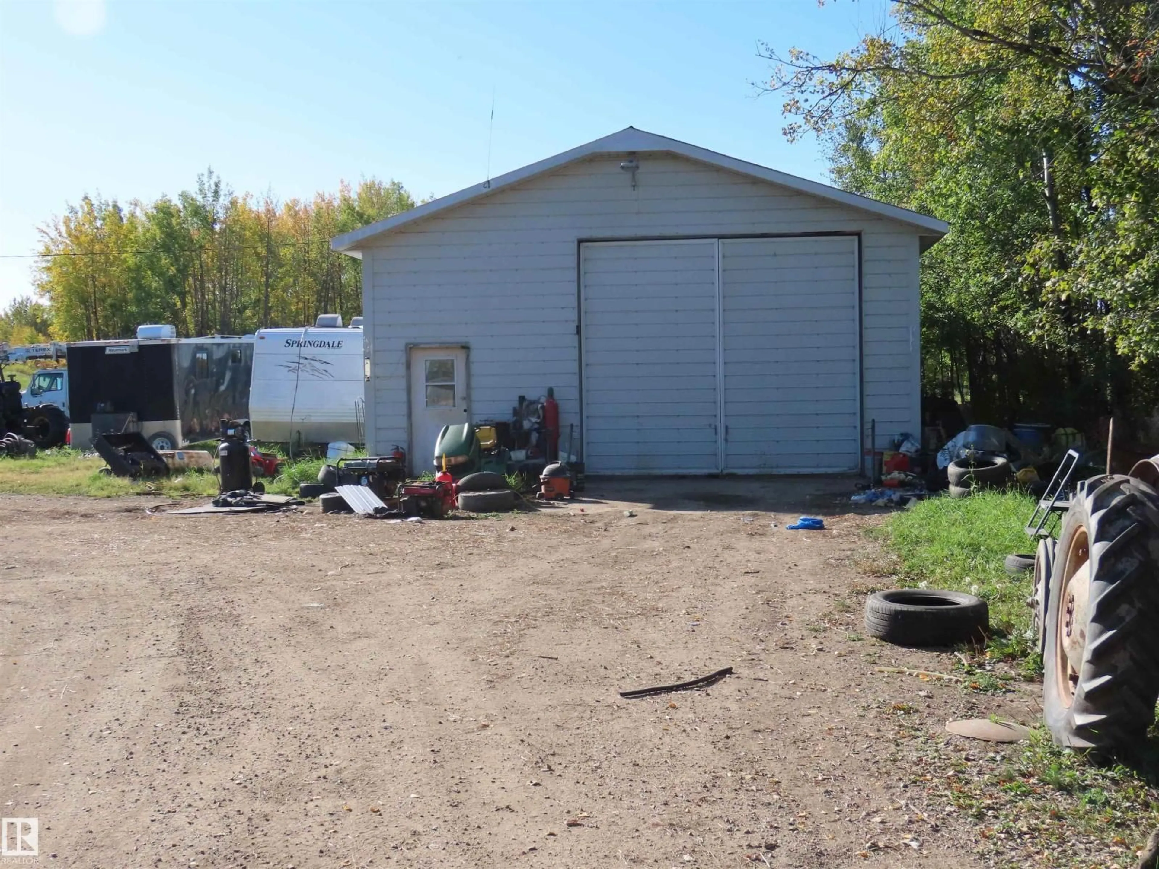 Shed for 58201 HIGHWAY 757, Rural Lac Ste. Anne County Alberta T0E2A0