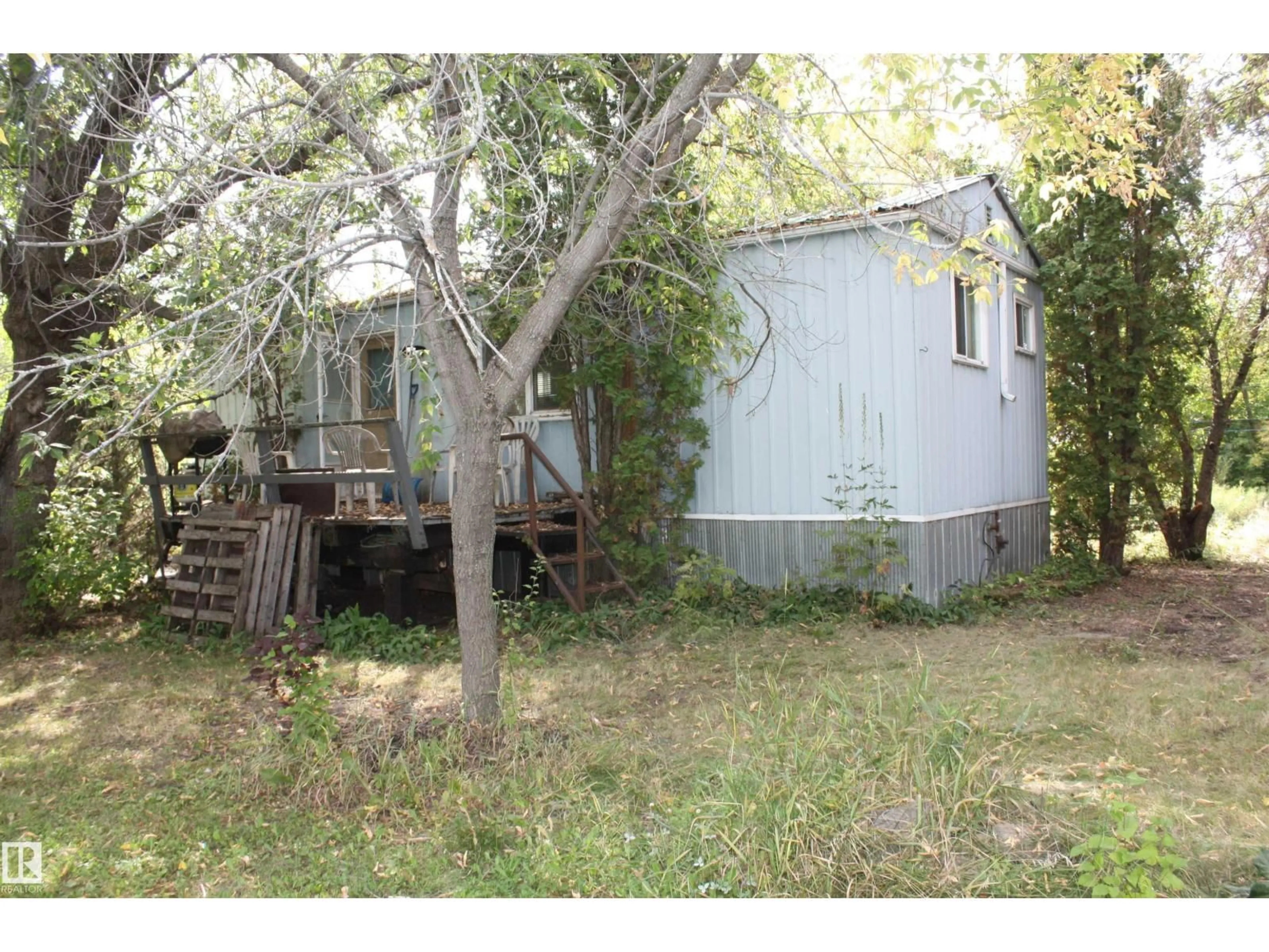 Shed for 5014 49 AVENUE, Egremont Alberta T0A0Z0