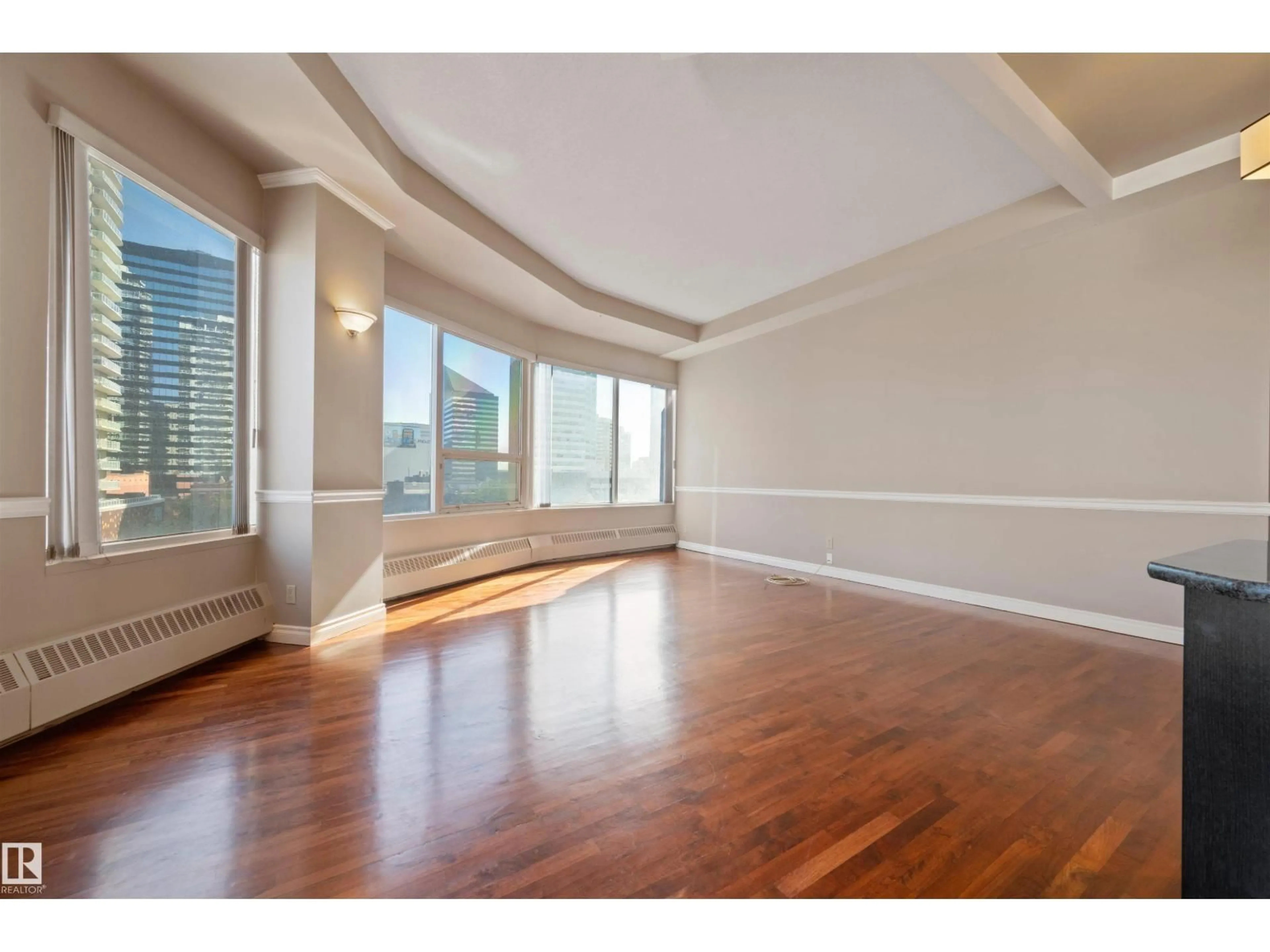 A pic of a room for 601 - 10106 105 ST NW, Edmonton Alberta T5J5E7