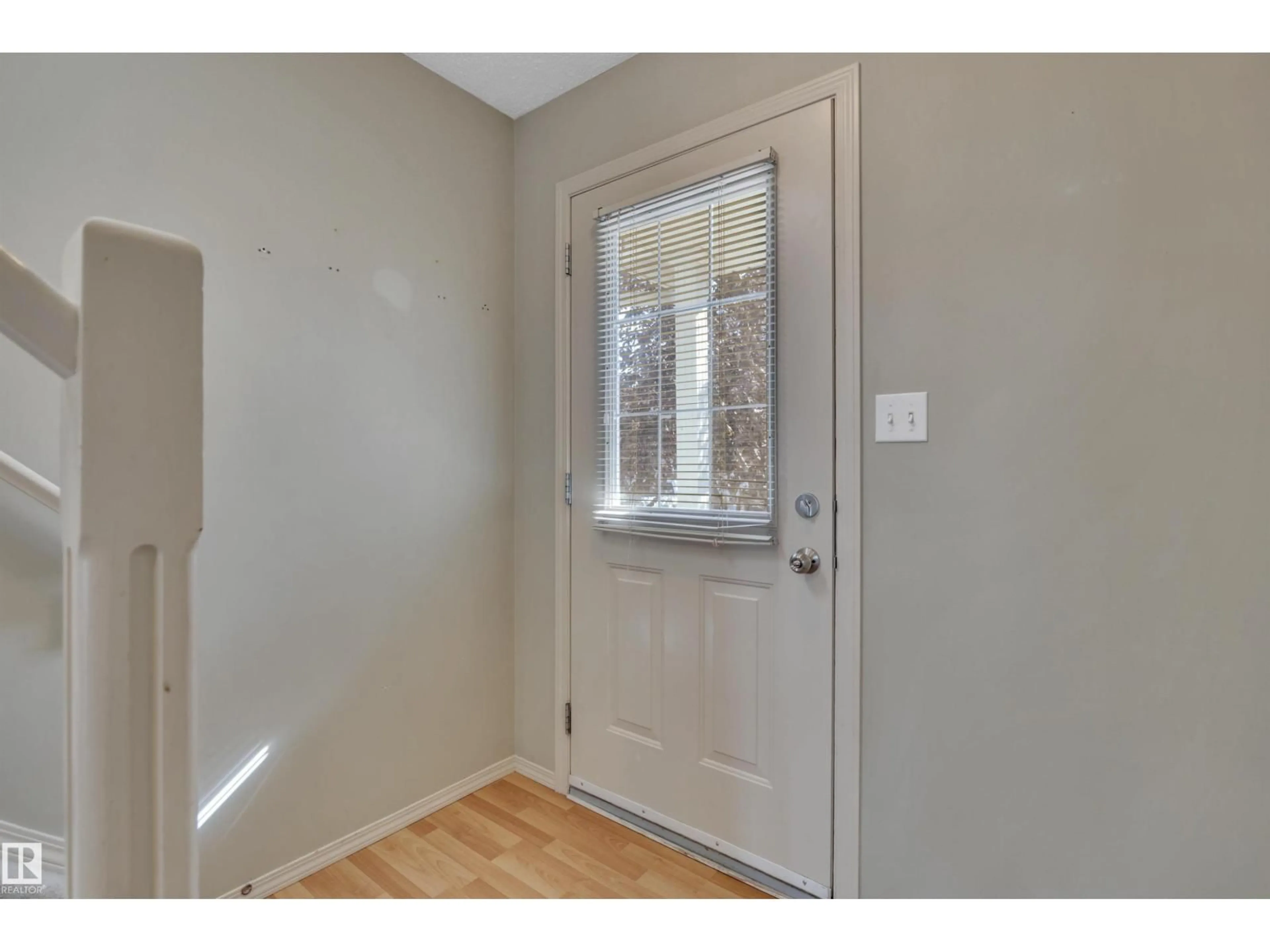 Indoor entryway for 14603 - 72 MILLER BV, Edmonton Alberta T5Y3B6