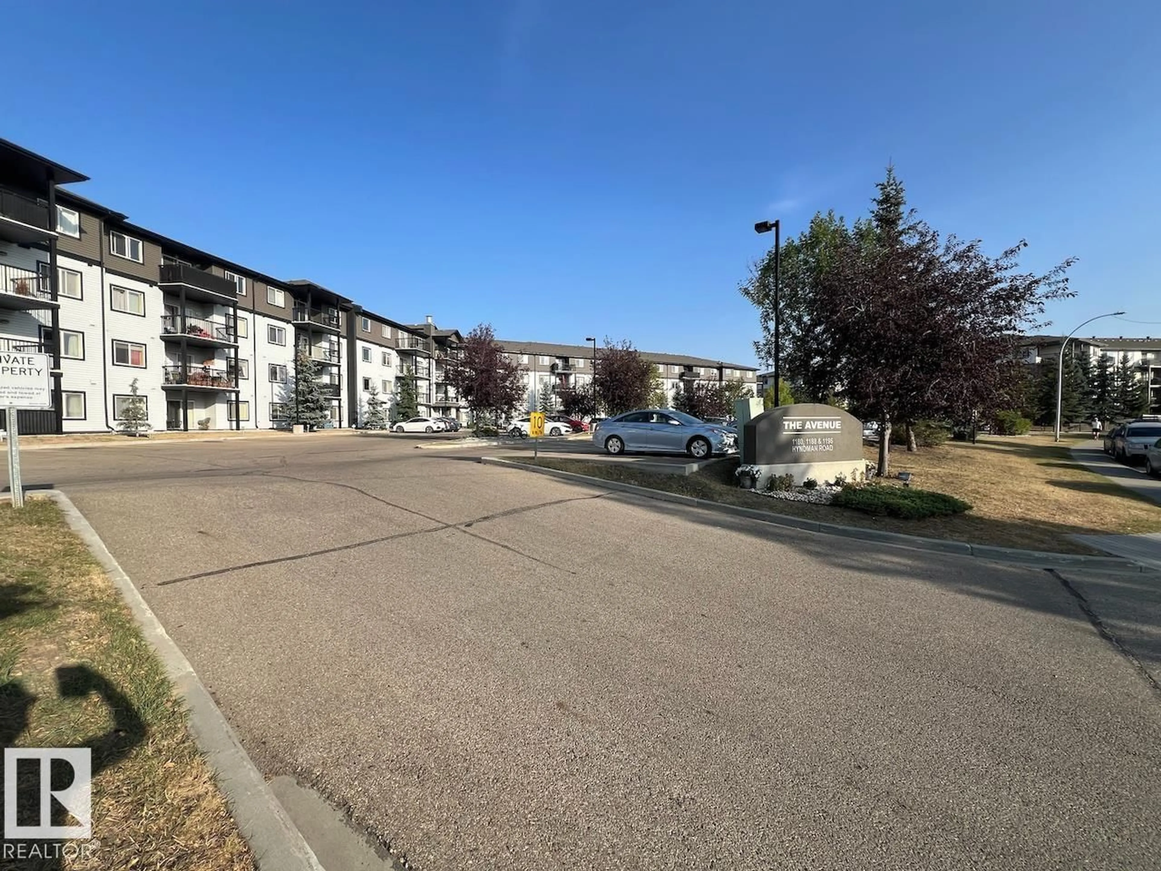 Unknown for 1196 - 459 HYNDMAN RD, Edmonton Alberta T5A0X8