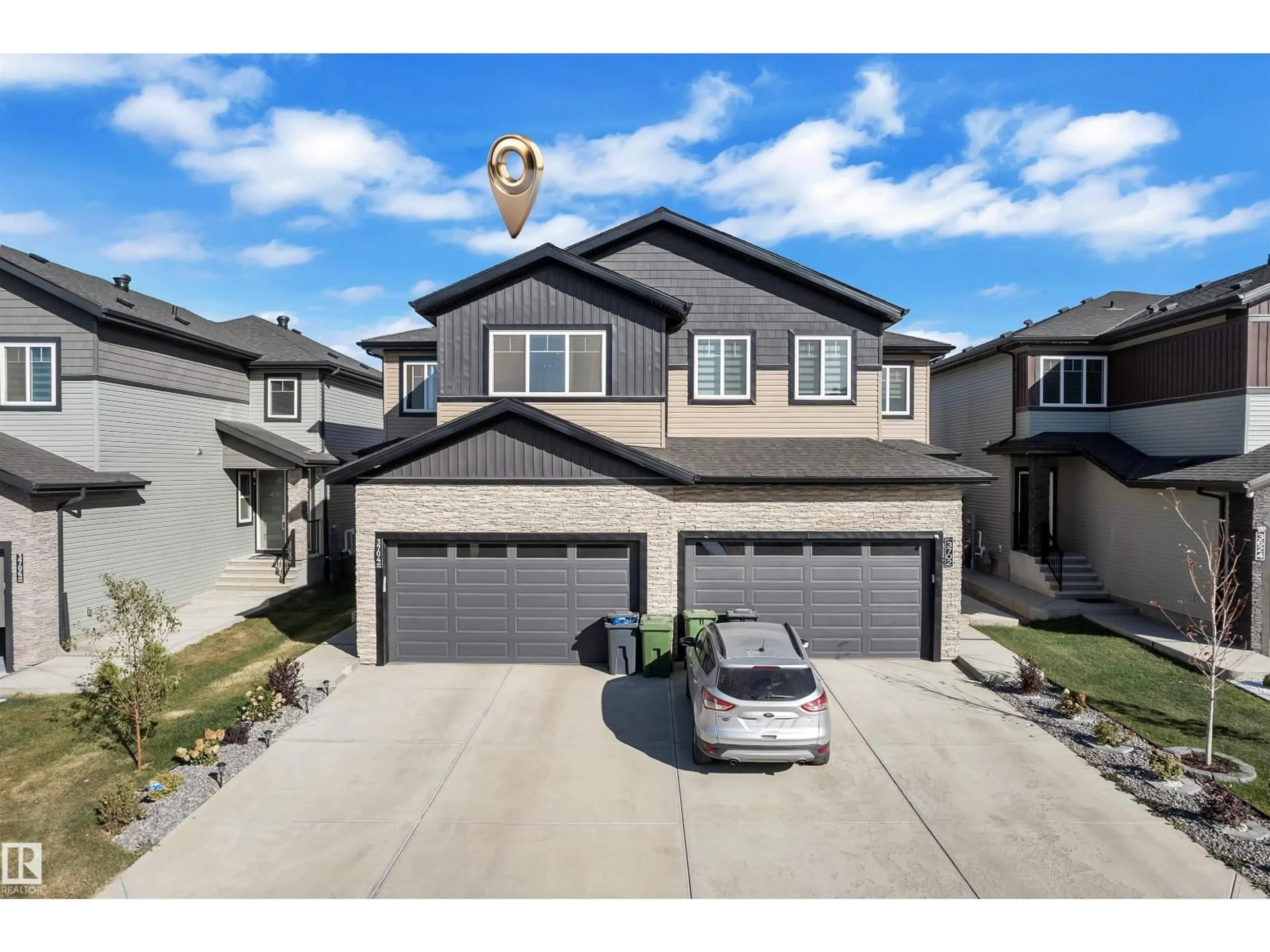 Home with vinyl exterior material, street for 3704 41 AV, Beaumont Alberta T4X3B4