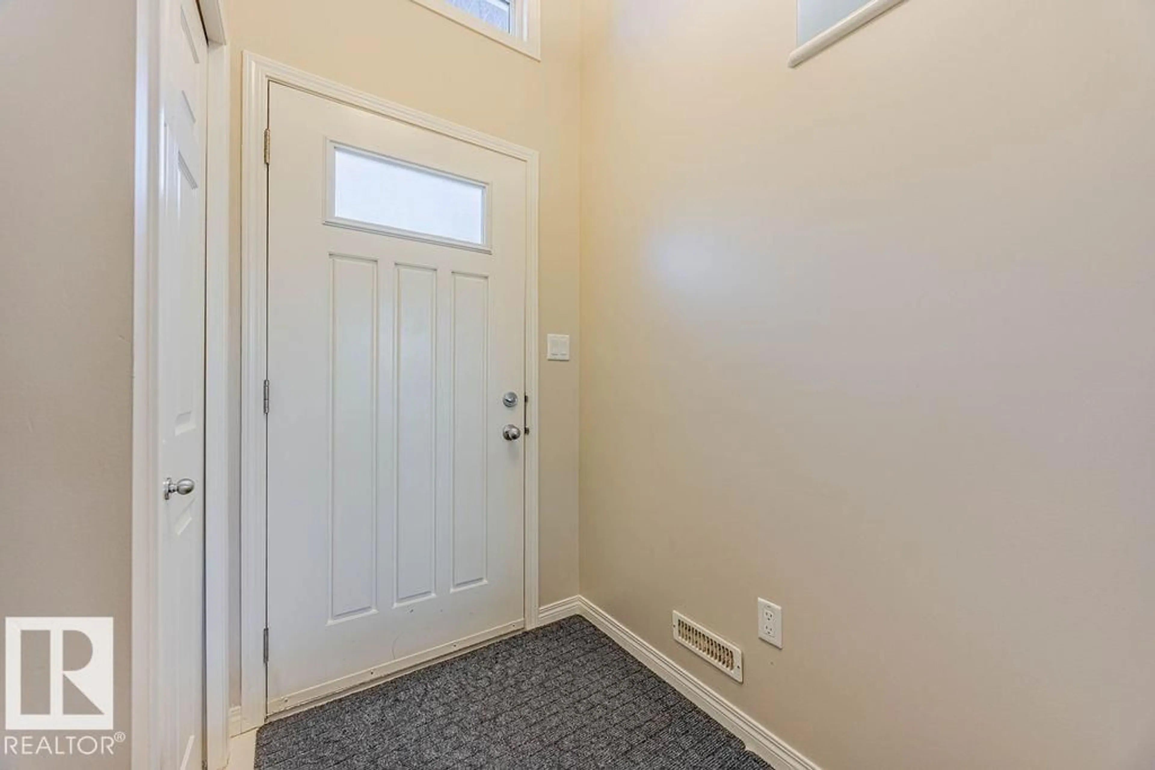 Indoor entryway for #66 - 7503 GETTY GATE, Edmonton Alberta T5T4S8
