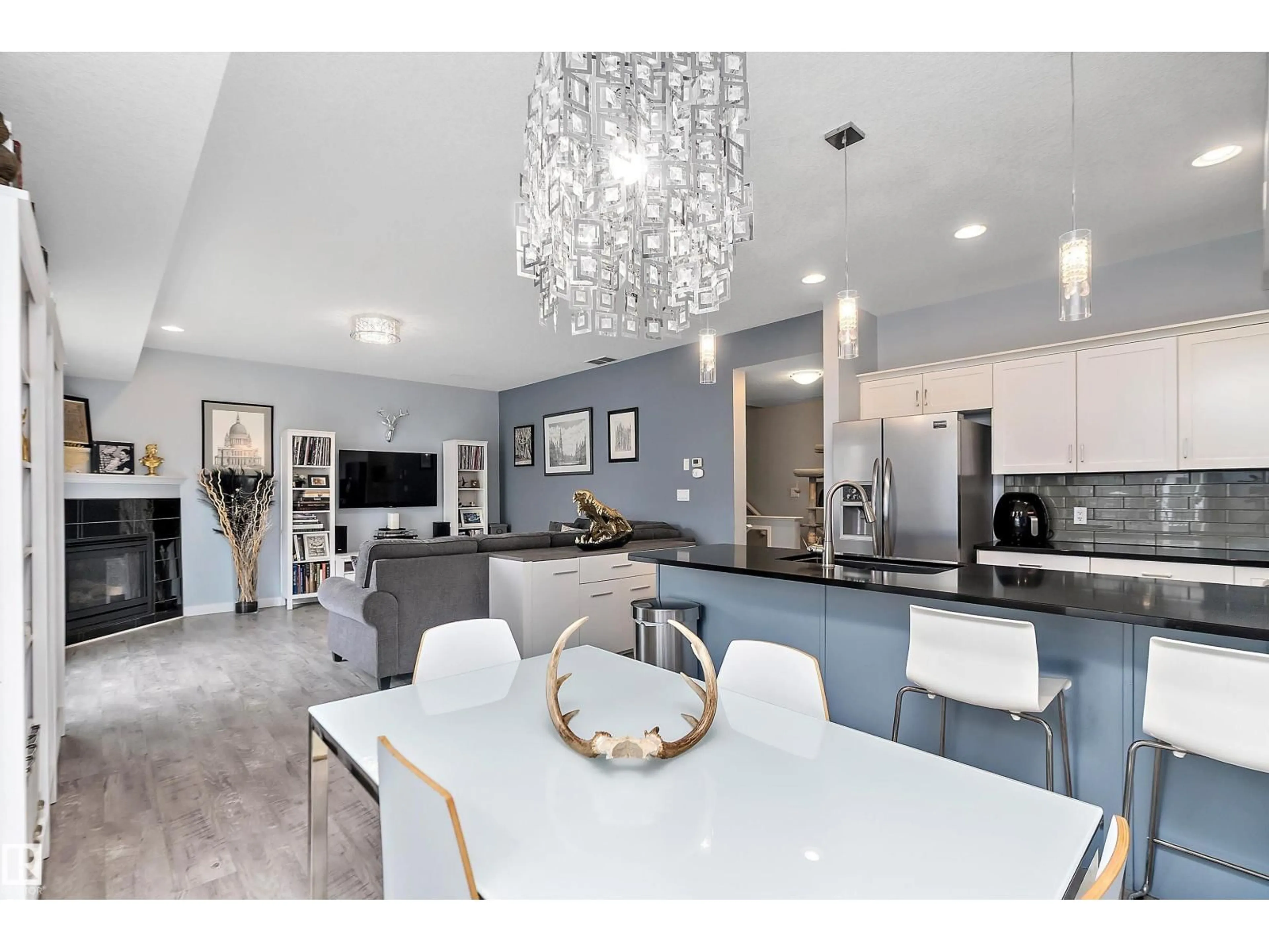 Open concept kitchen, unknown for 69 7293 SOUTH TERWILLEGAR DR, Edmonton Alberta T6R0N5