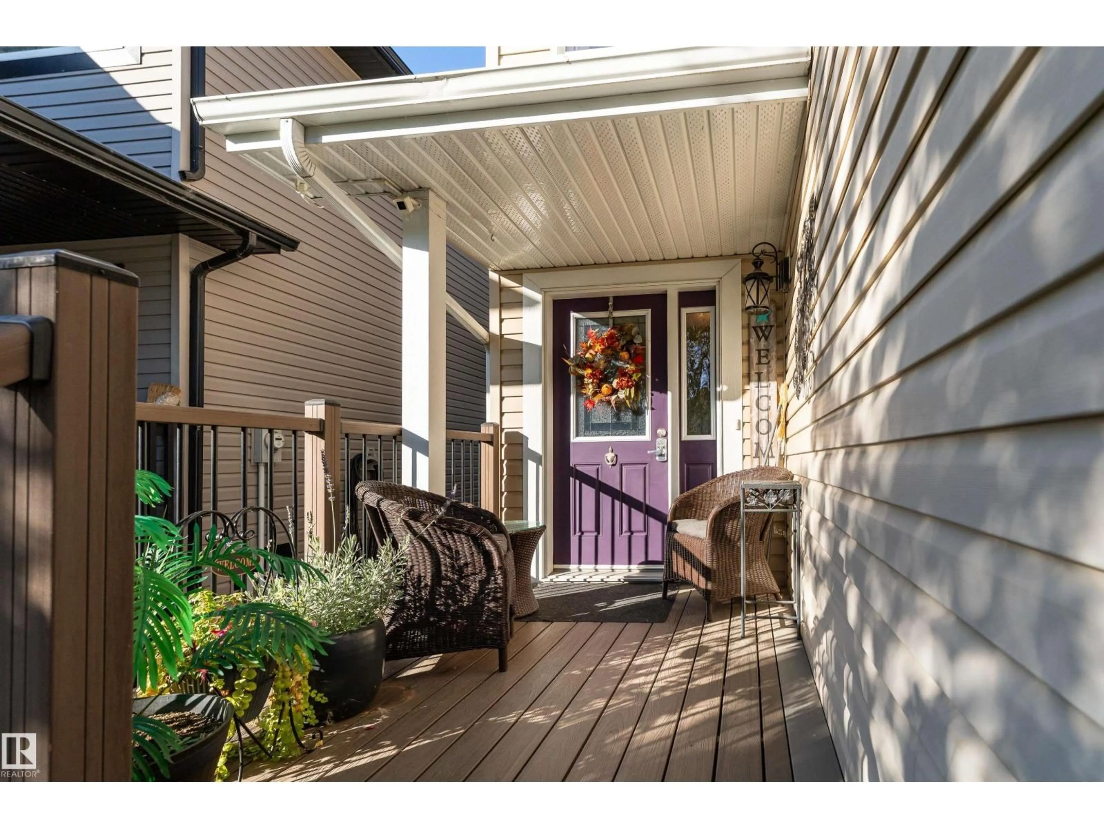 Indoor entryway for 22 WESTBROOK WD, Fort Saskatchewan Alberta T8L0J9