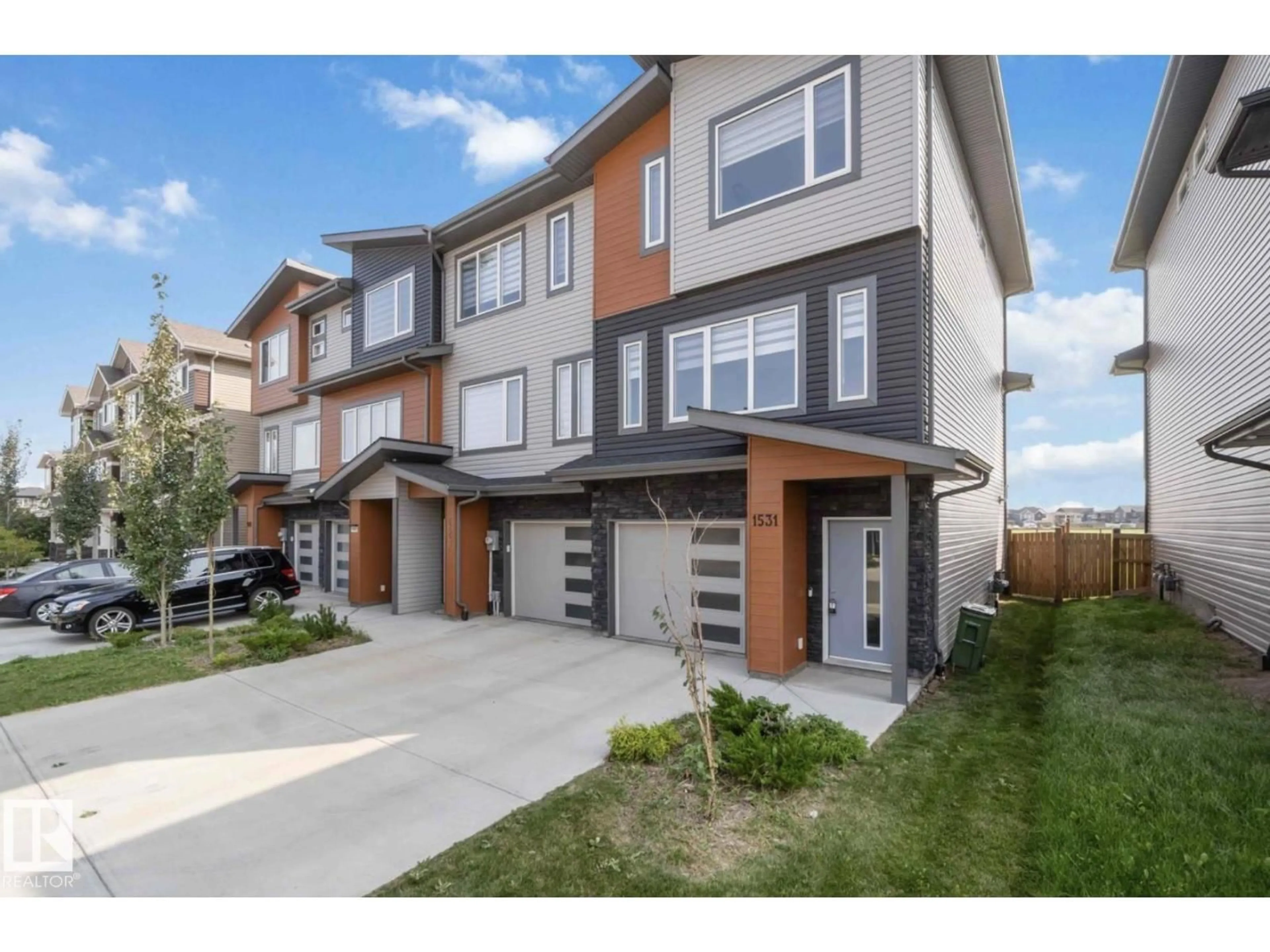 Unknown for SW - 1531 157 STREET, Edmonton Alberta T6W4J8