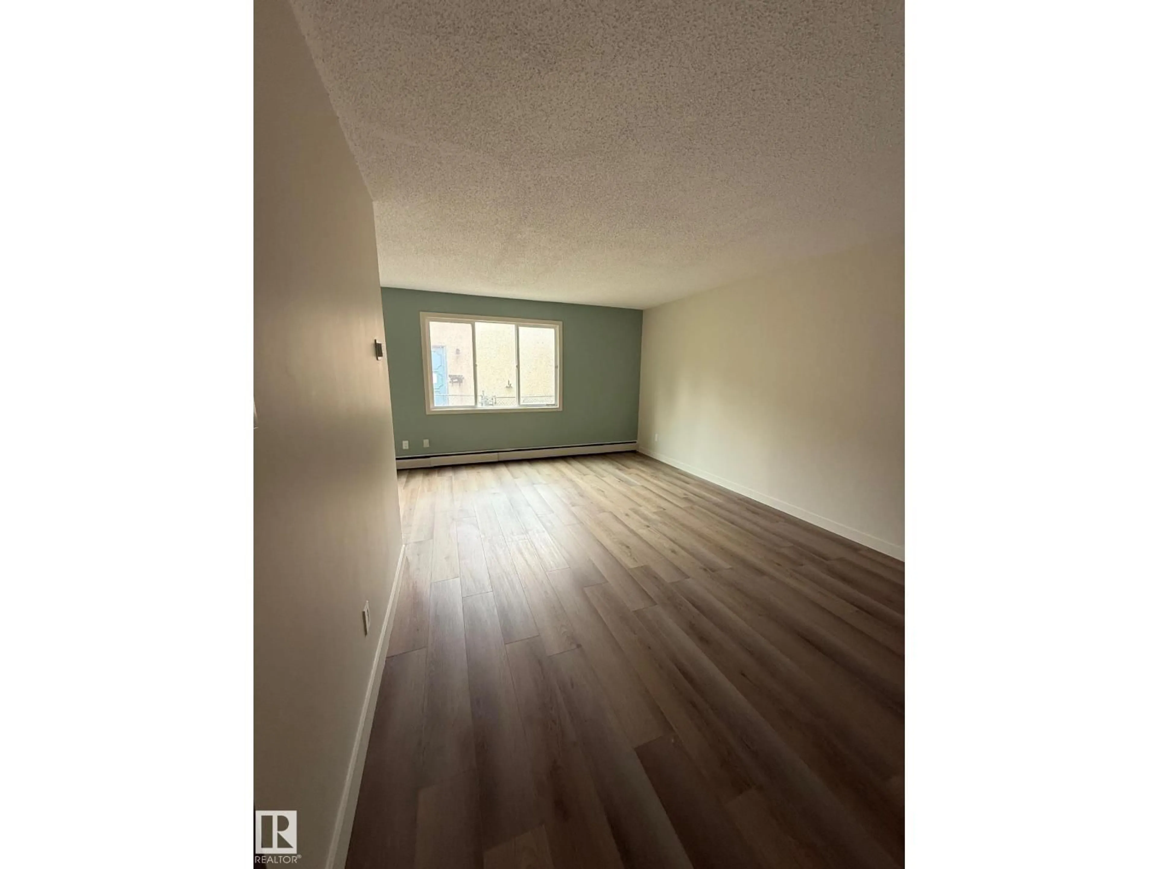 A pic of a room for NW - 10035 155 ST, Edmonton Alberta T5P2L4