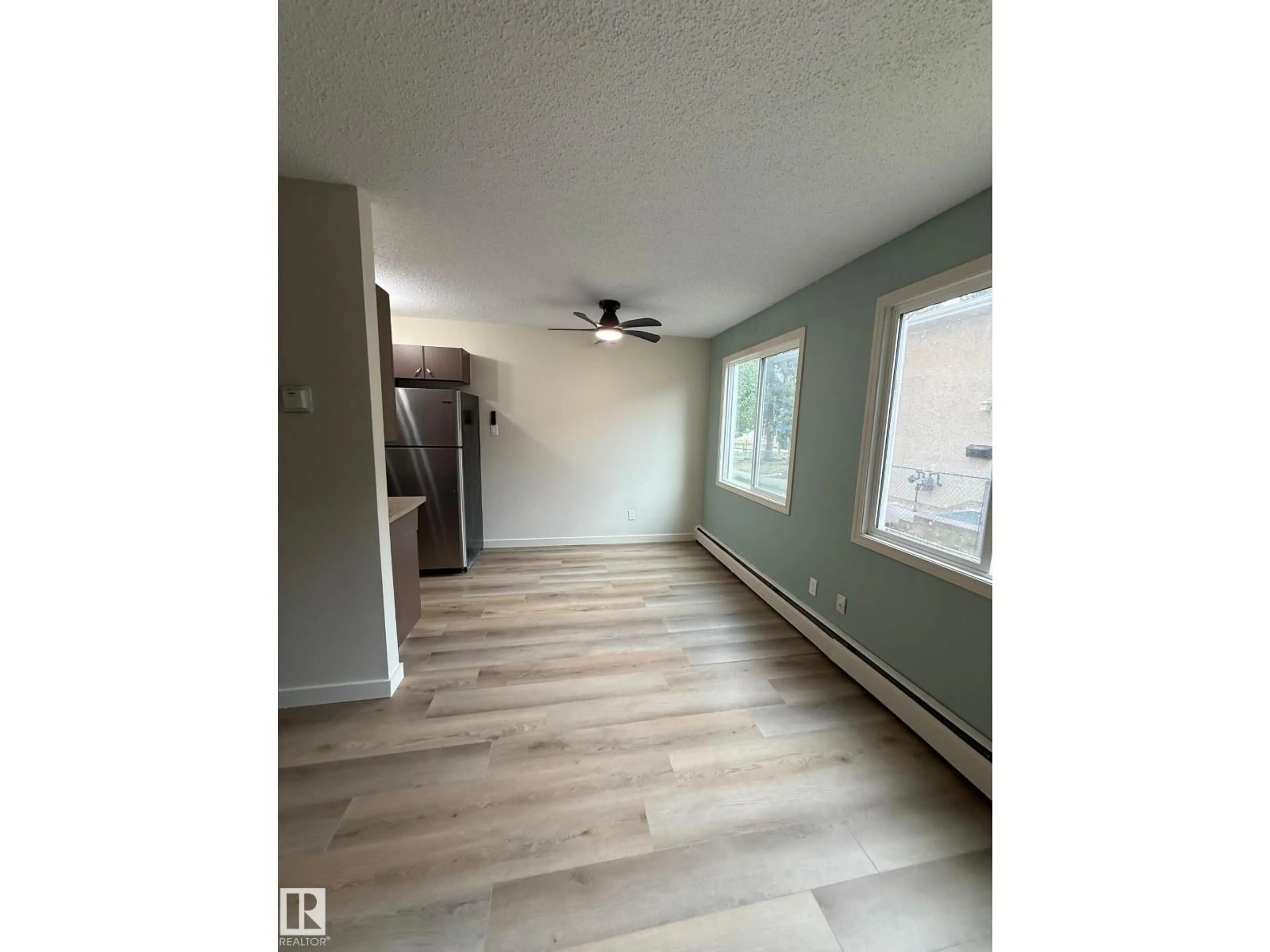 A pic of a room for NW - 10035 155 ST, Edmonton Alberta T5P2L4