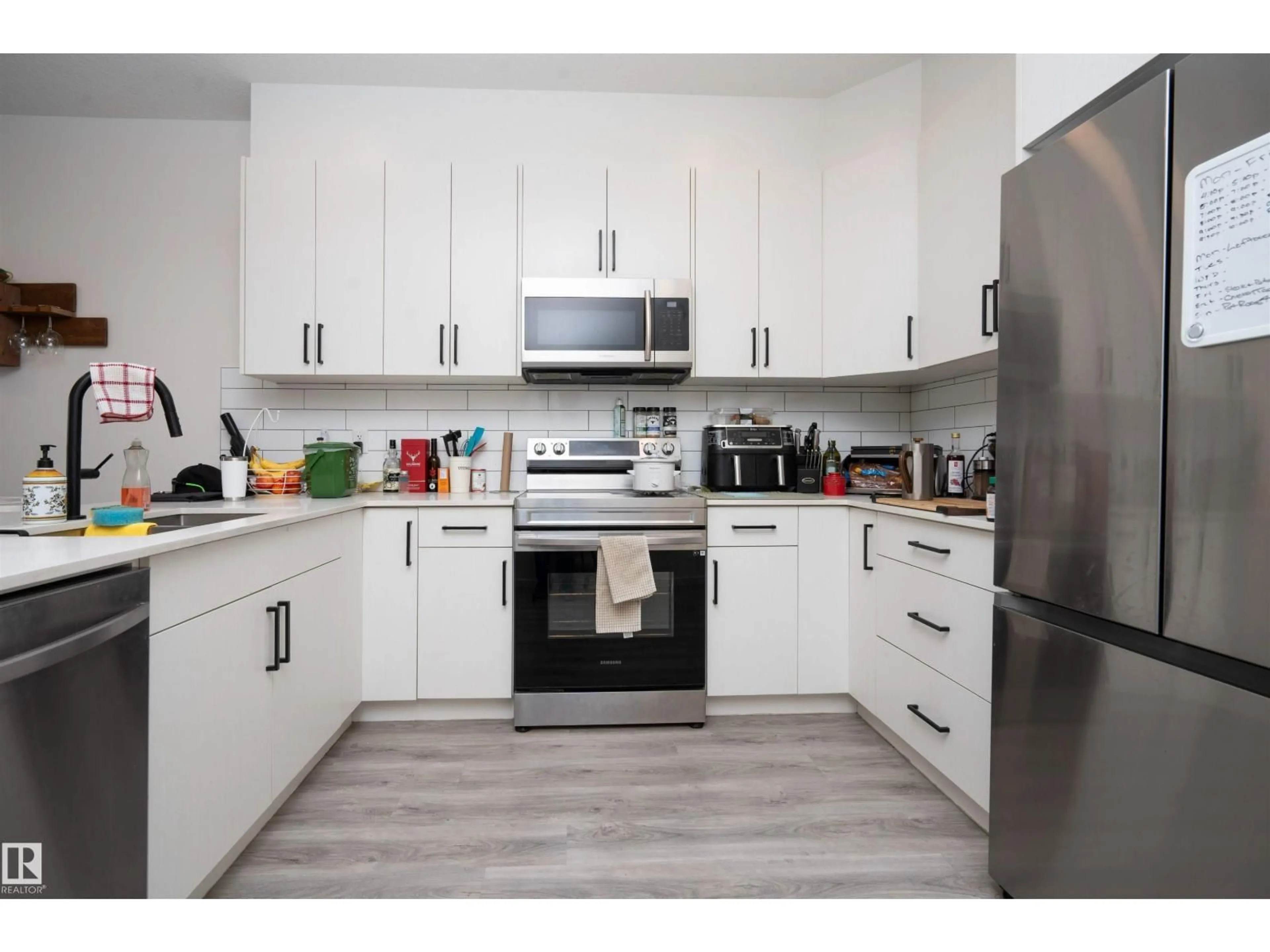 Standard kitchen, unknown for 1235 PODERSKY WD, Edmonton Alberta T6W4W3