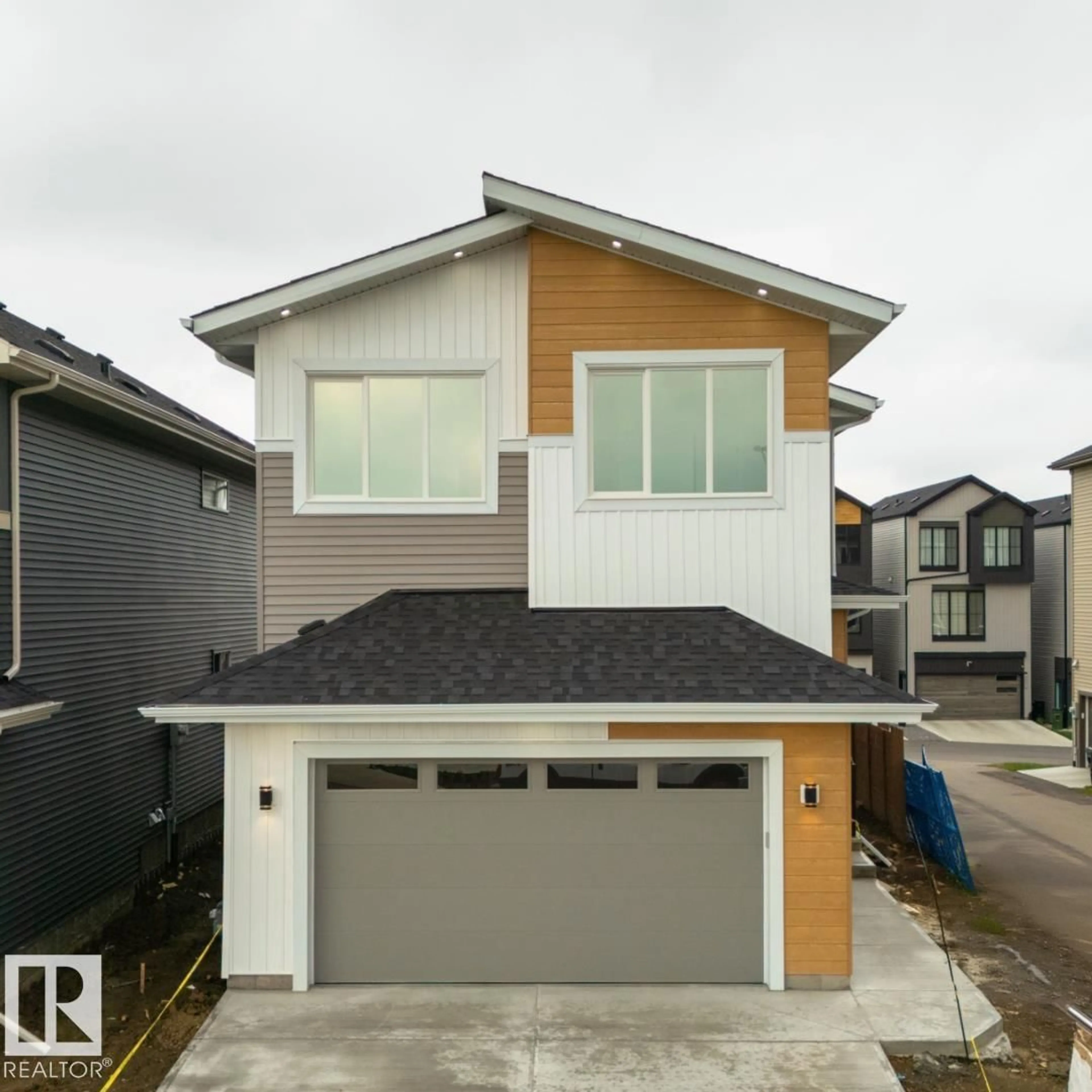 Home with vinyl exterior material, street for SW - 536 37 ST, Edmonton Alberta T6X3B2