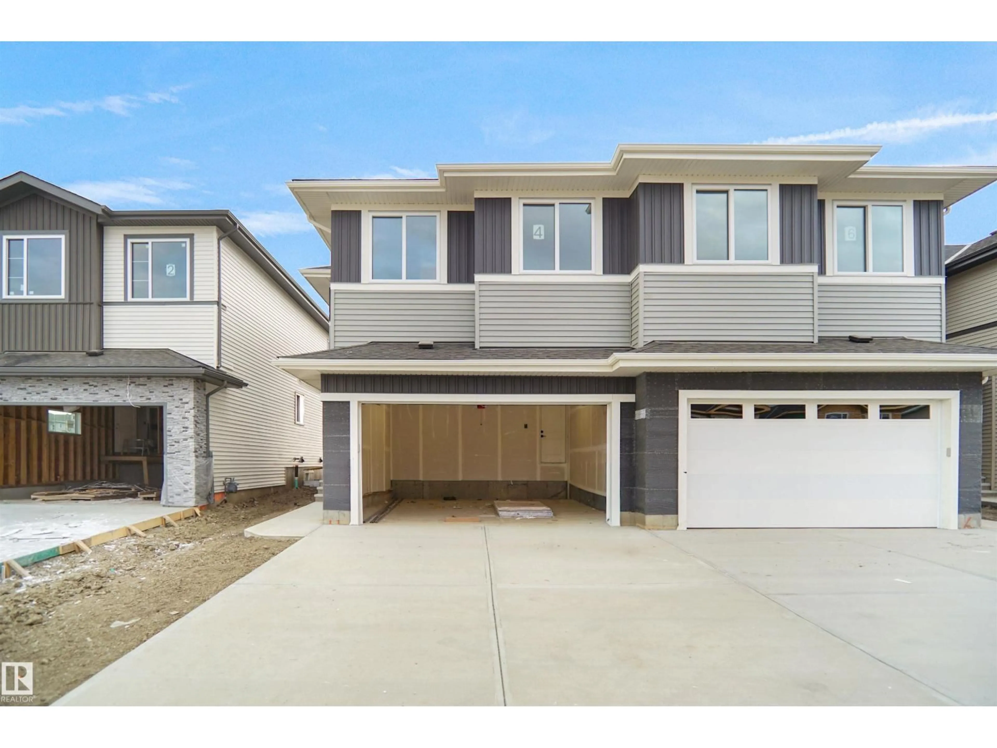 Home with vinyl exterior material, street for 4 AXELWOOD CRESENT, Spruce Grove Alberta T7X3C6