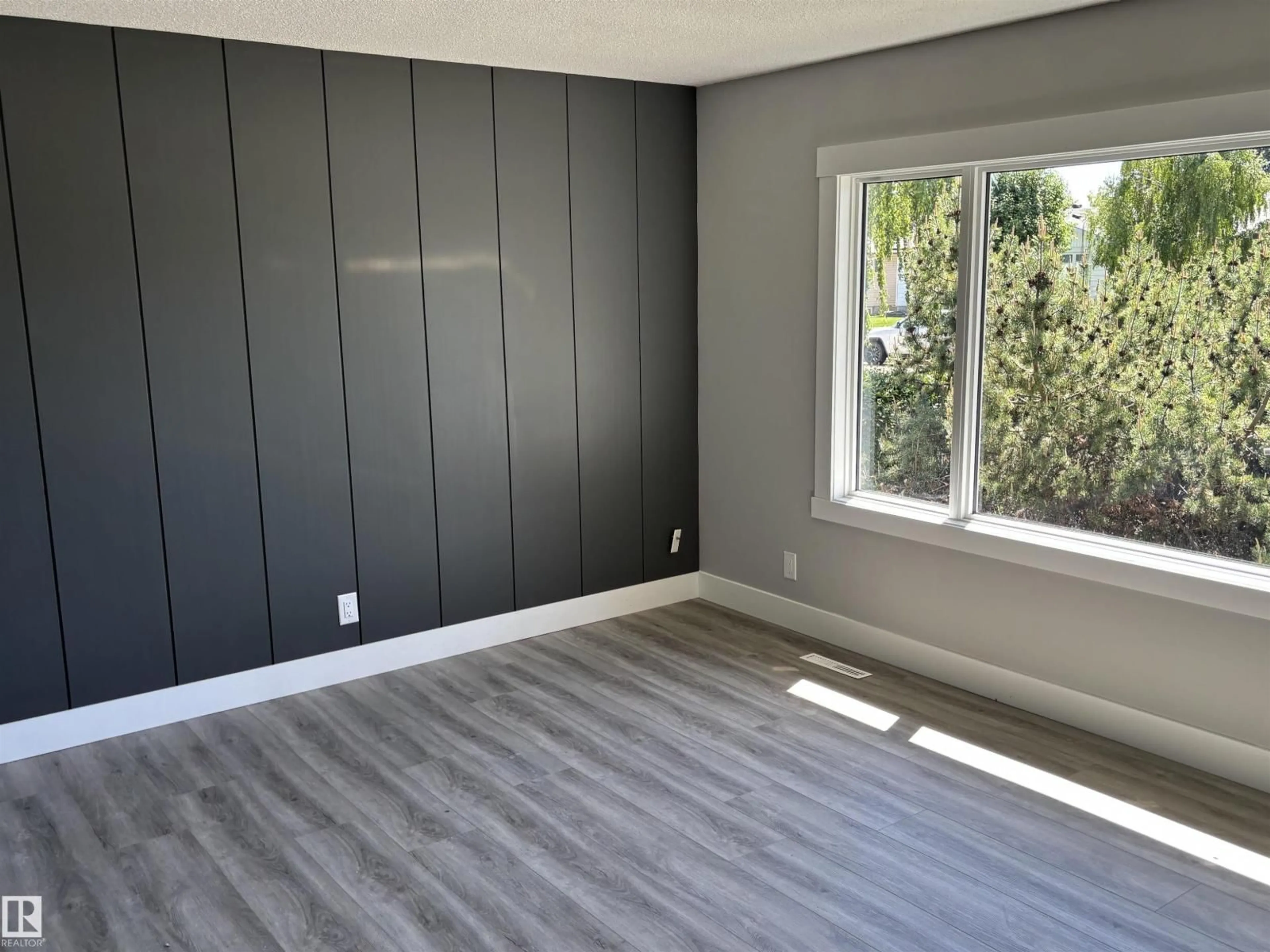 A pic of a room for NW - 8028 134A AV, Edmonton Alberta T5C2G9