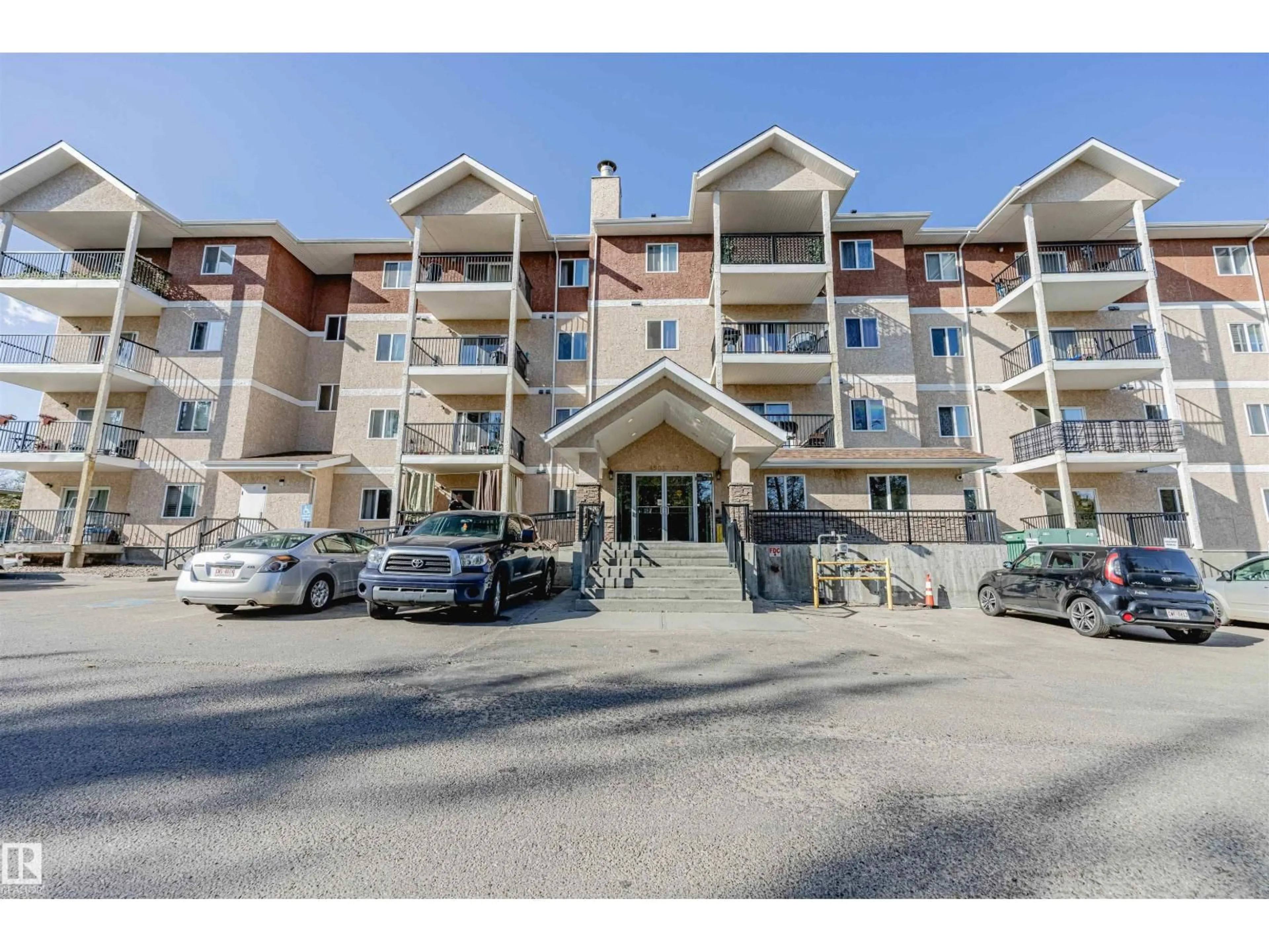 Unknown for #111 - 4903 47 AV, Stony Plain Alberta T7Z0C6