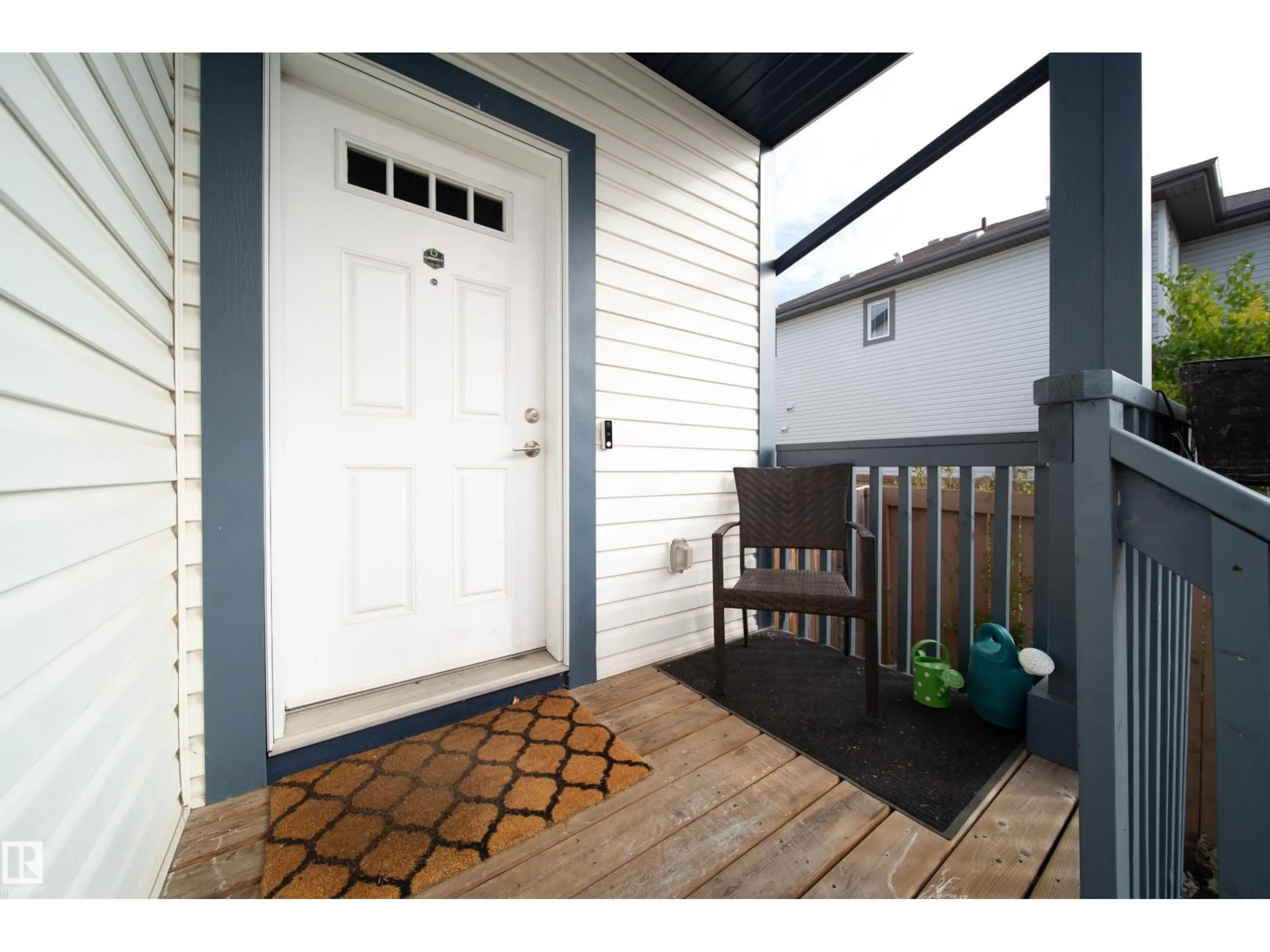 Indoor entryway for NW - 16821 120 ST, Edmonton Alberta T5X0H7