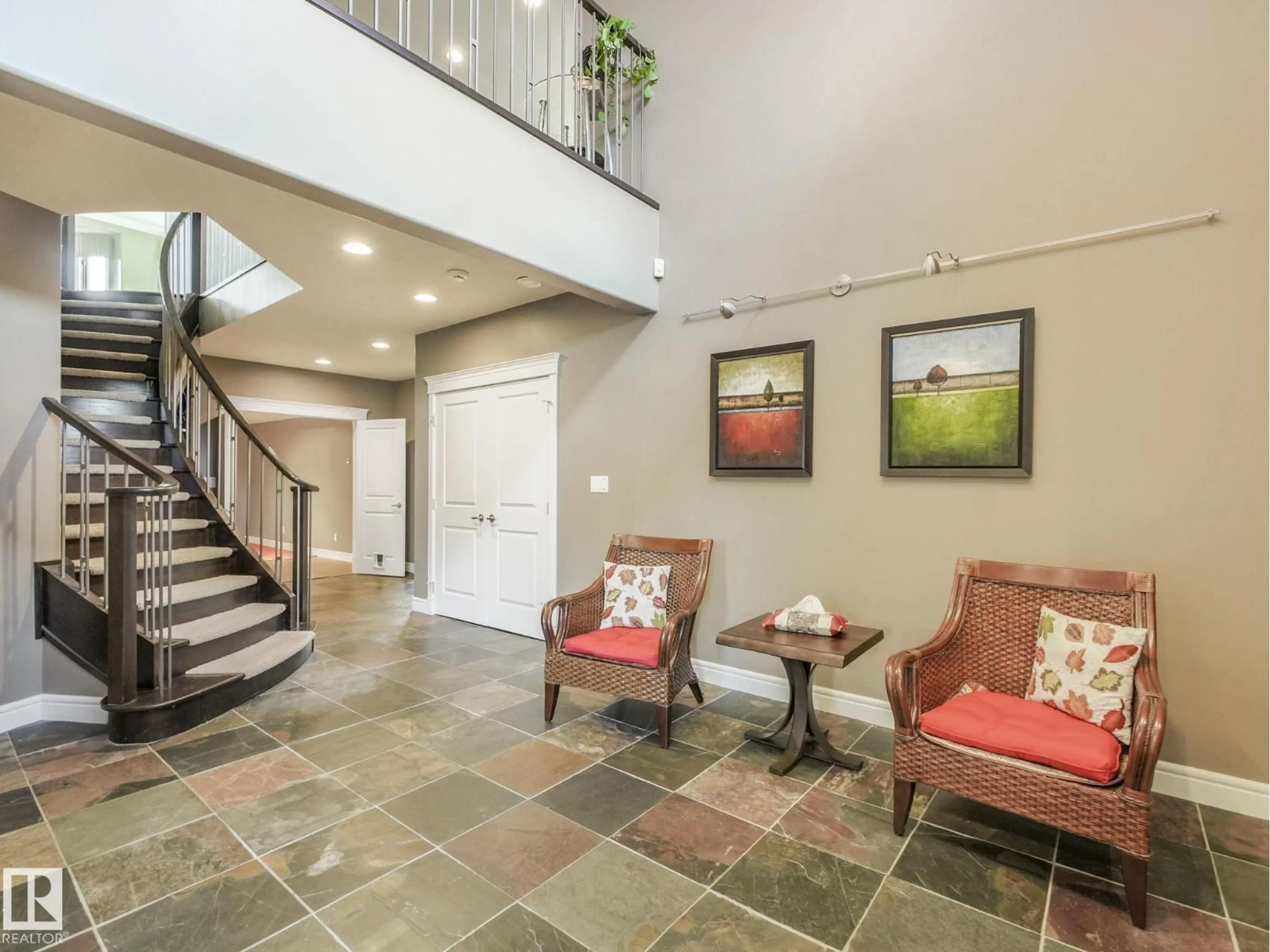 Indoor foyer for 2408 MARTELL CR, Edmonton Alberta T6R0C7