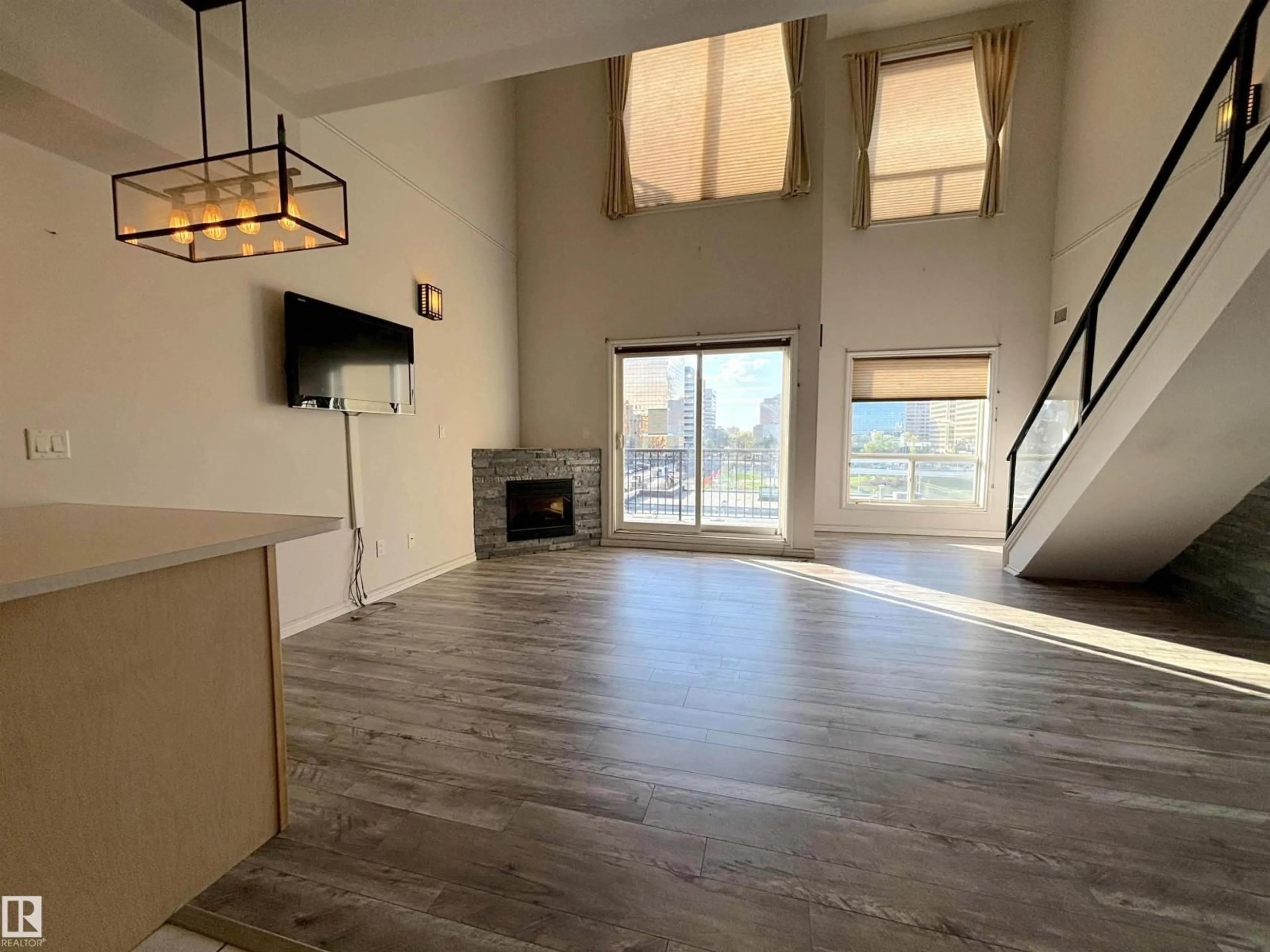A pic of a room for #510 - 10606 102 AV, Edmonton Alberta T5J5E9