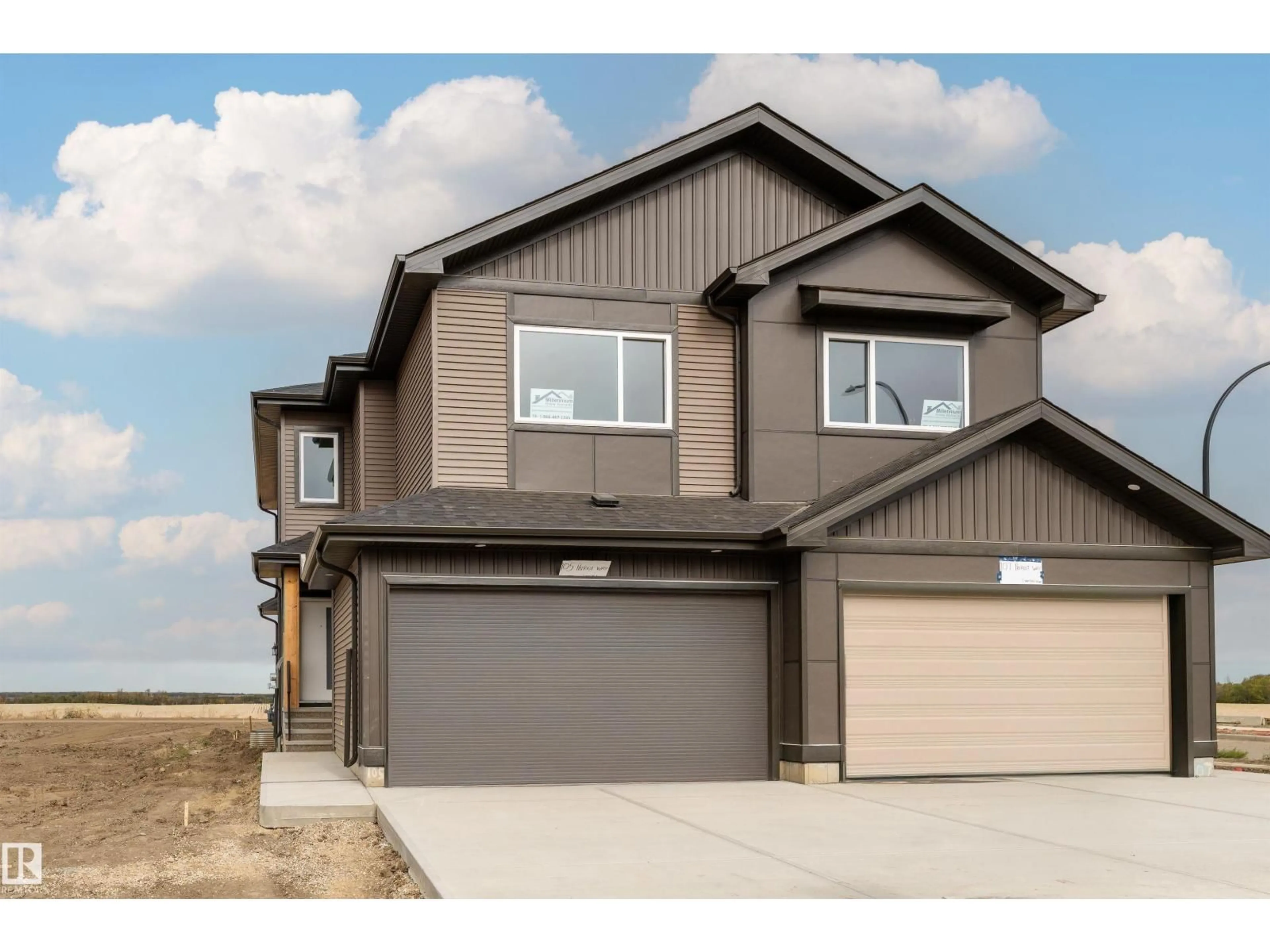 Home with vinyl exterior material, street for 105 PATRIOT WAY, Spruce Grove Alberta T7X2W7