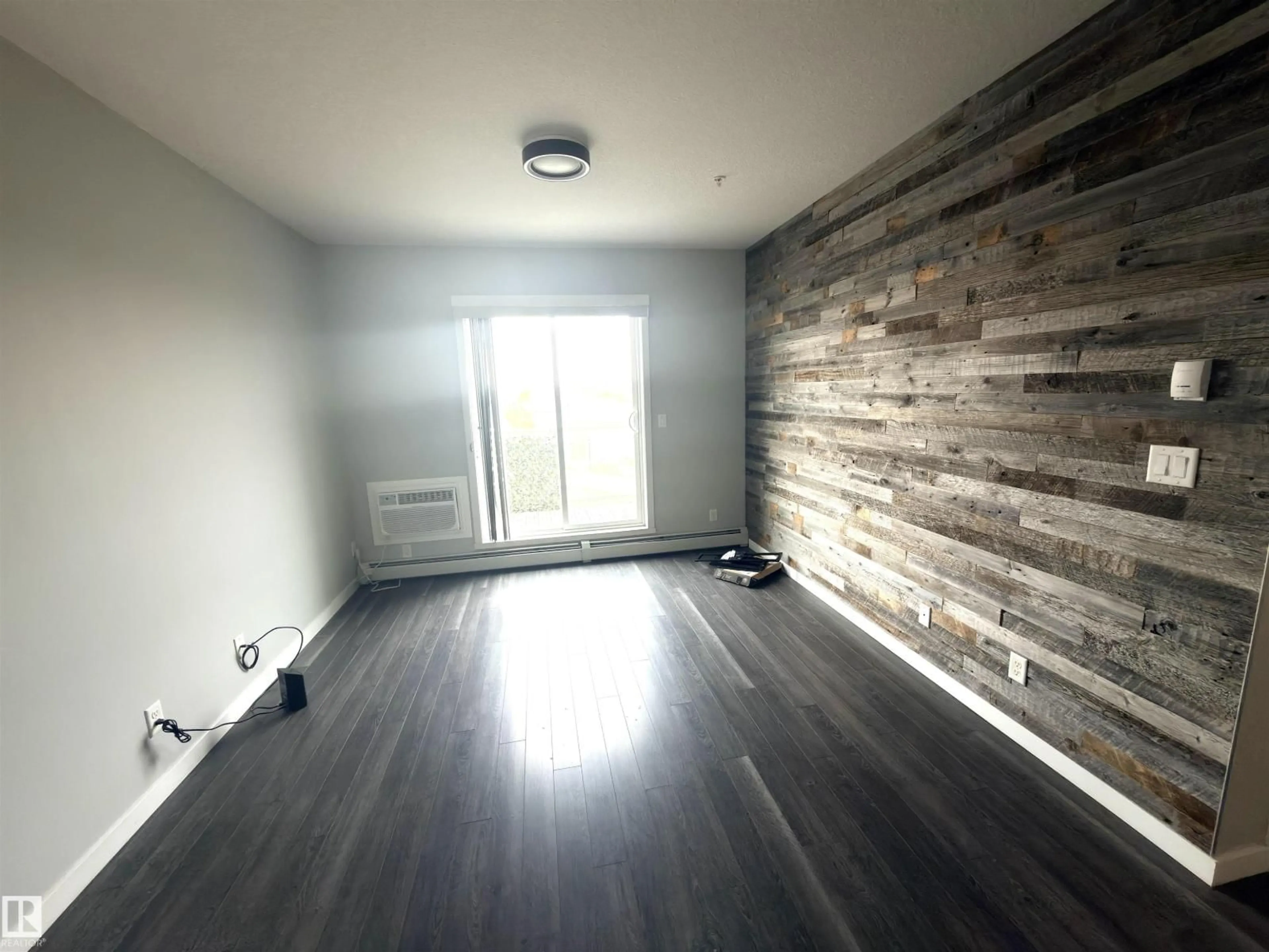 A pic of a room for 812 - 415 WELSH DR, Edmonton Alberta T6X1Y7