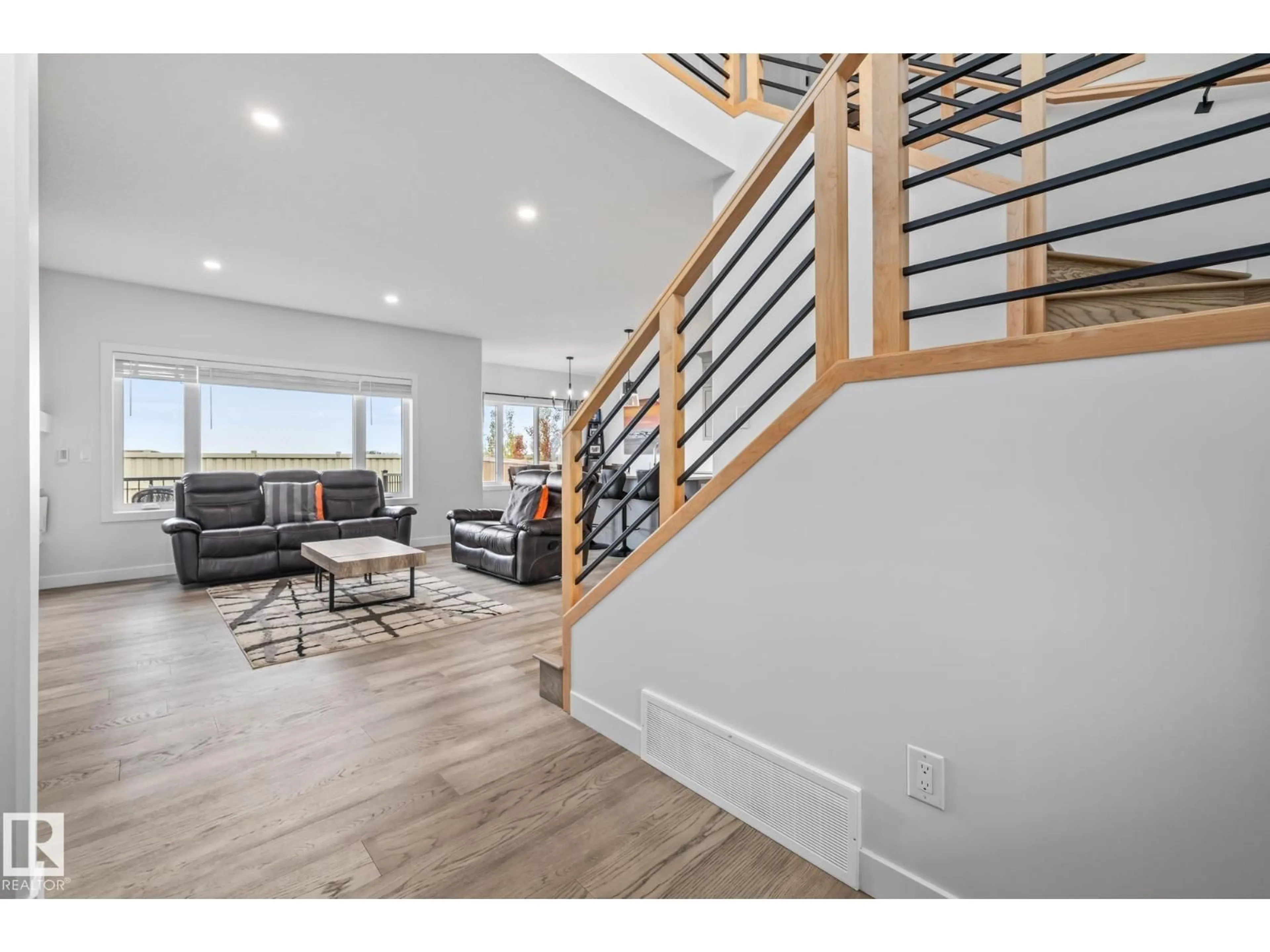 Unknown for 34 EDGEFIELD WY, St. Albert Alberta T8N8A1